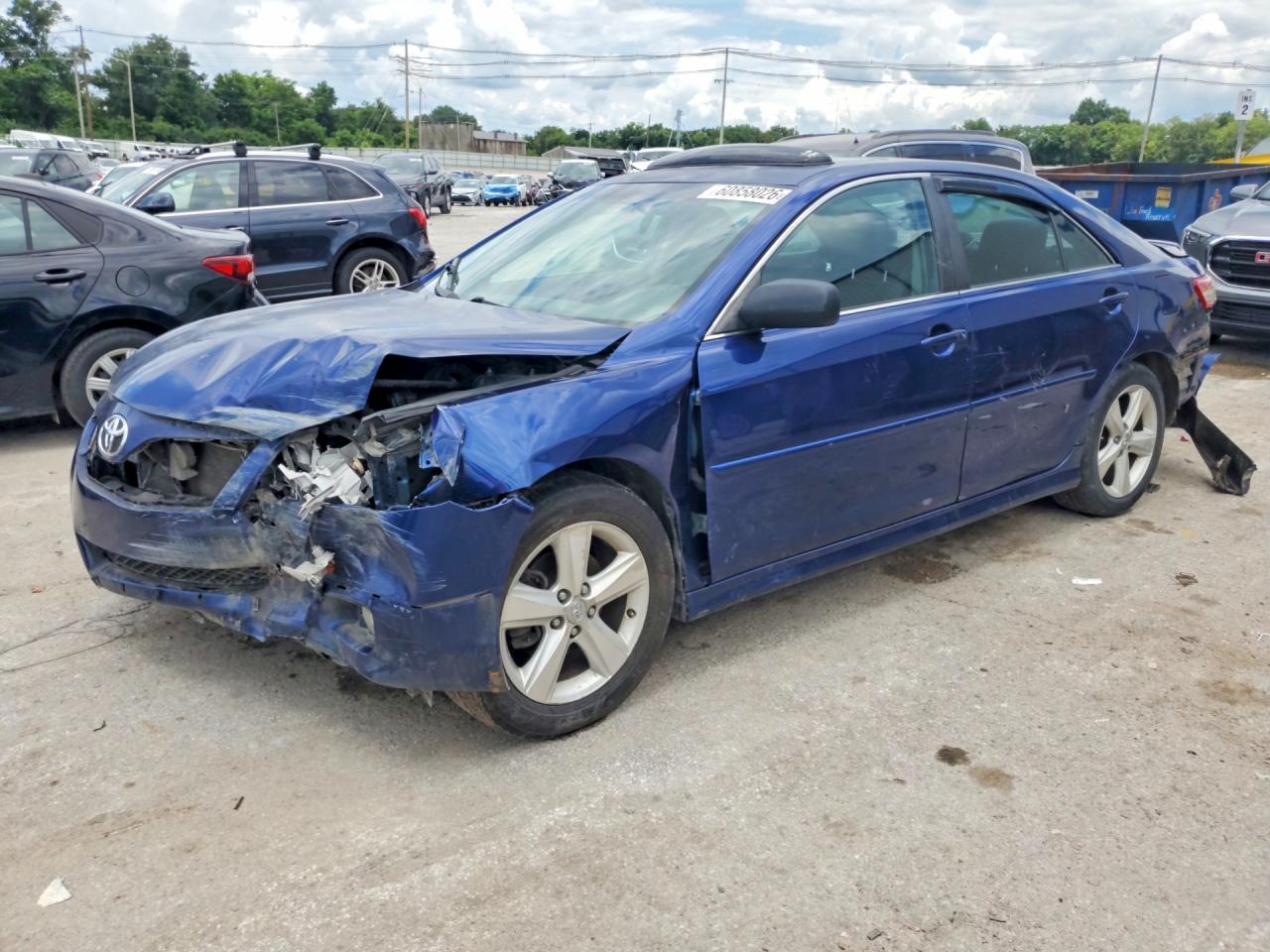 4T1BF3EK2BU751904 · 2011 TOYOTA CAMRY