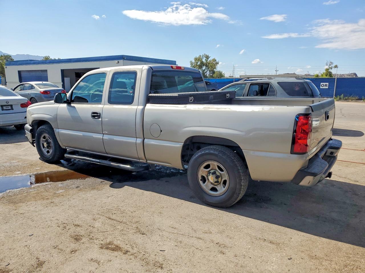 1GCEC19X84Z345376 · 2004 CHEVROLET SILVERADO · 2/12
