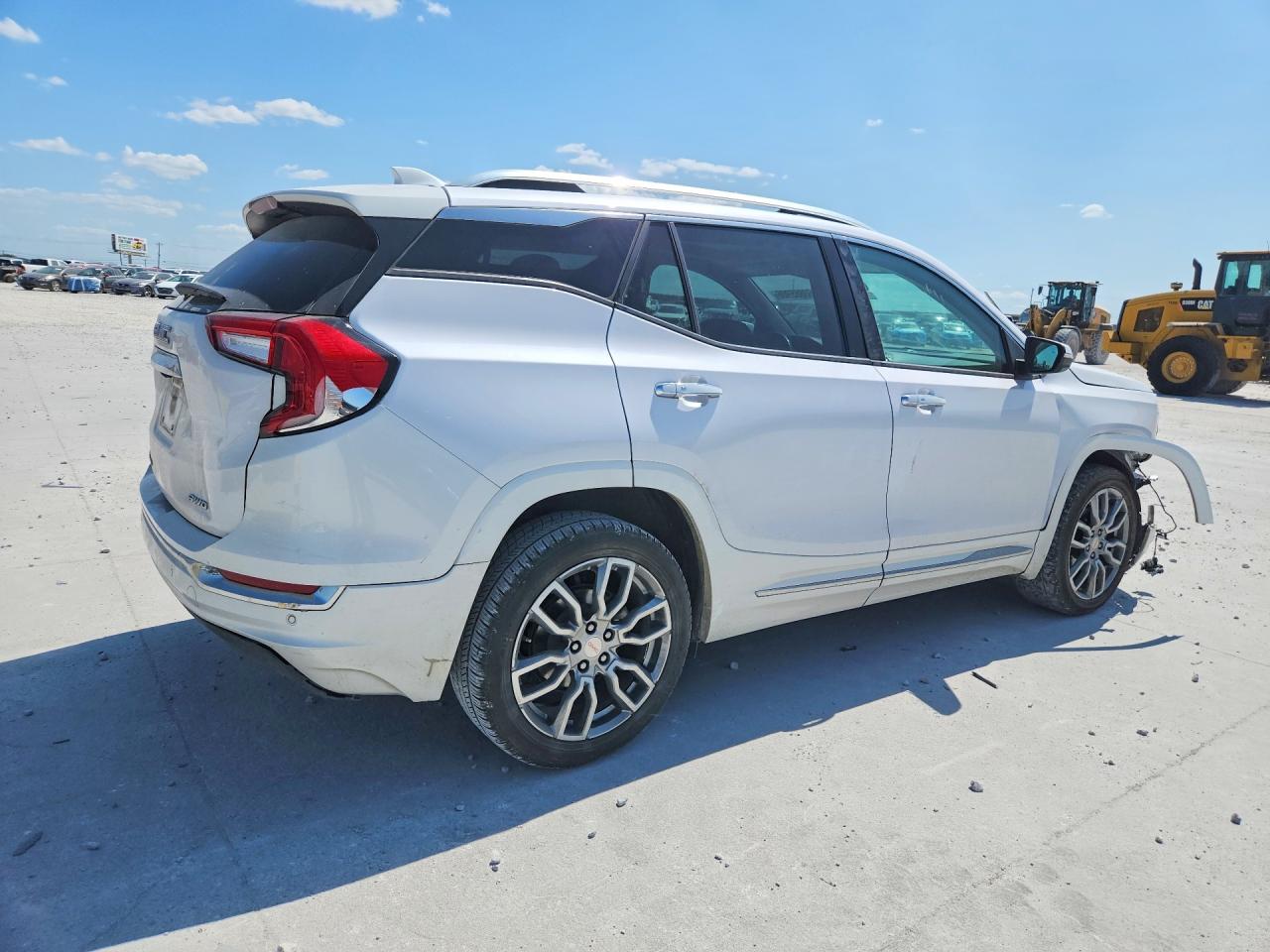 3GKALXEV7NL313635 · 2022 GMC TERRAIN · 3/14