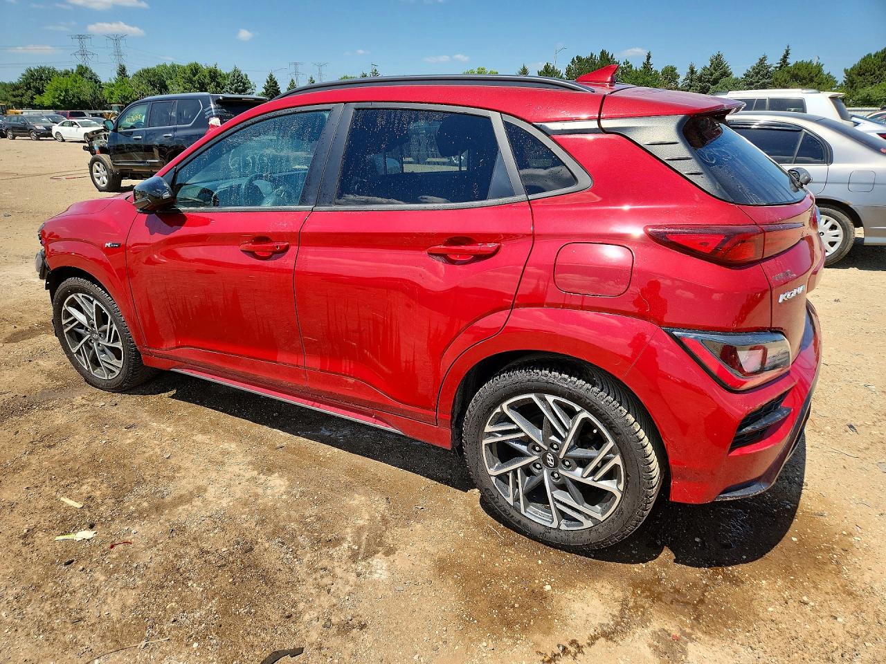 KM8K3CA35NU864208 · 2022 HYUNDAI KONA · 2/13