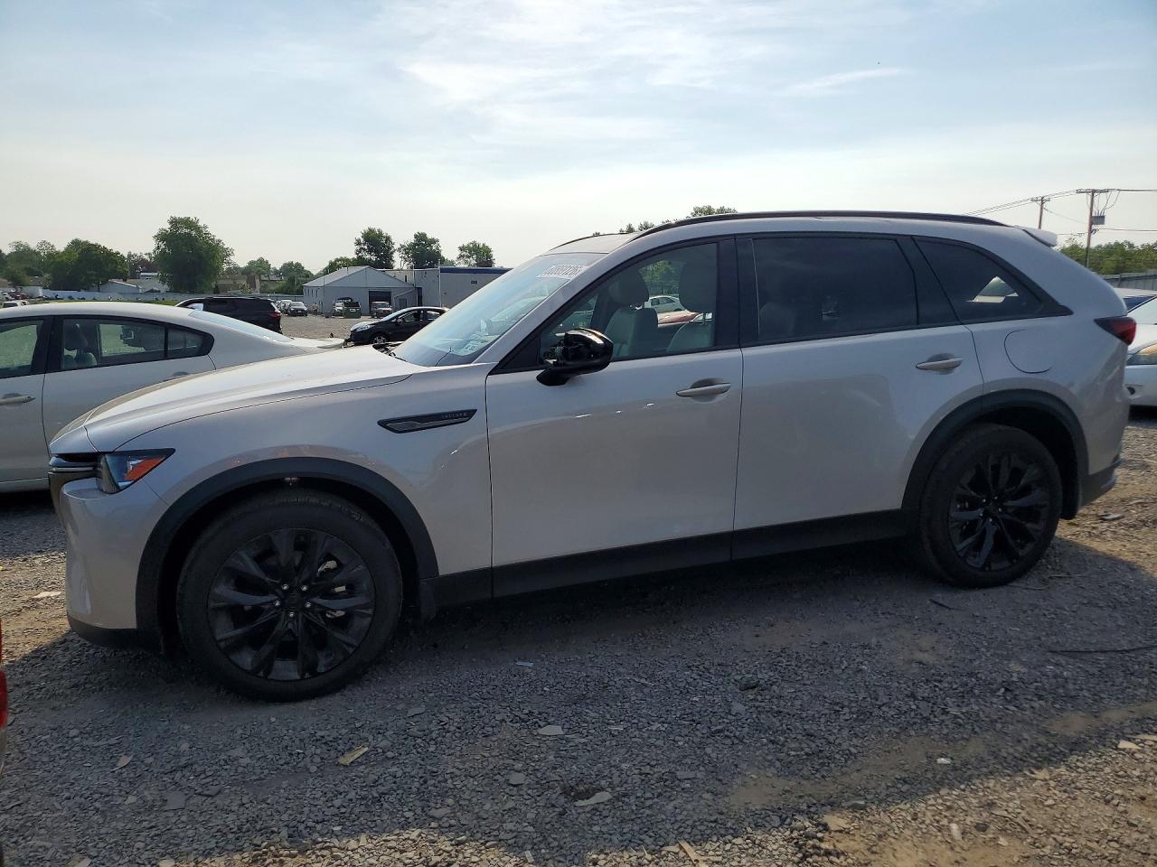 JM3KKCHD2T1386681 · 2026 MAZDA CX-90