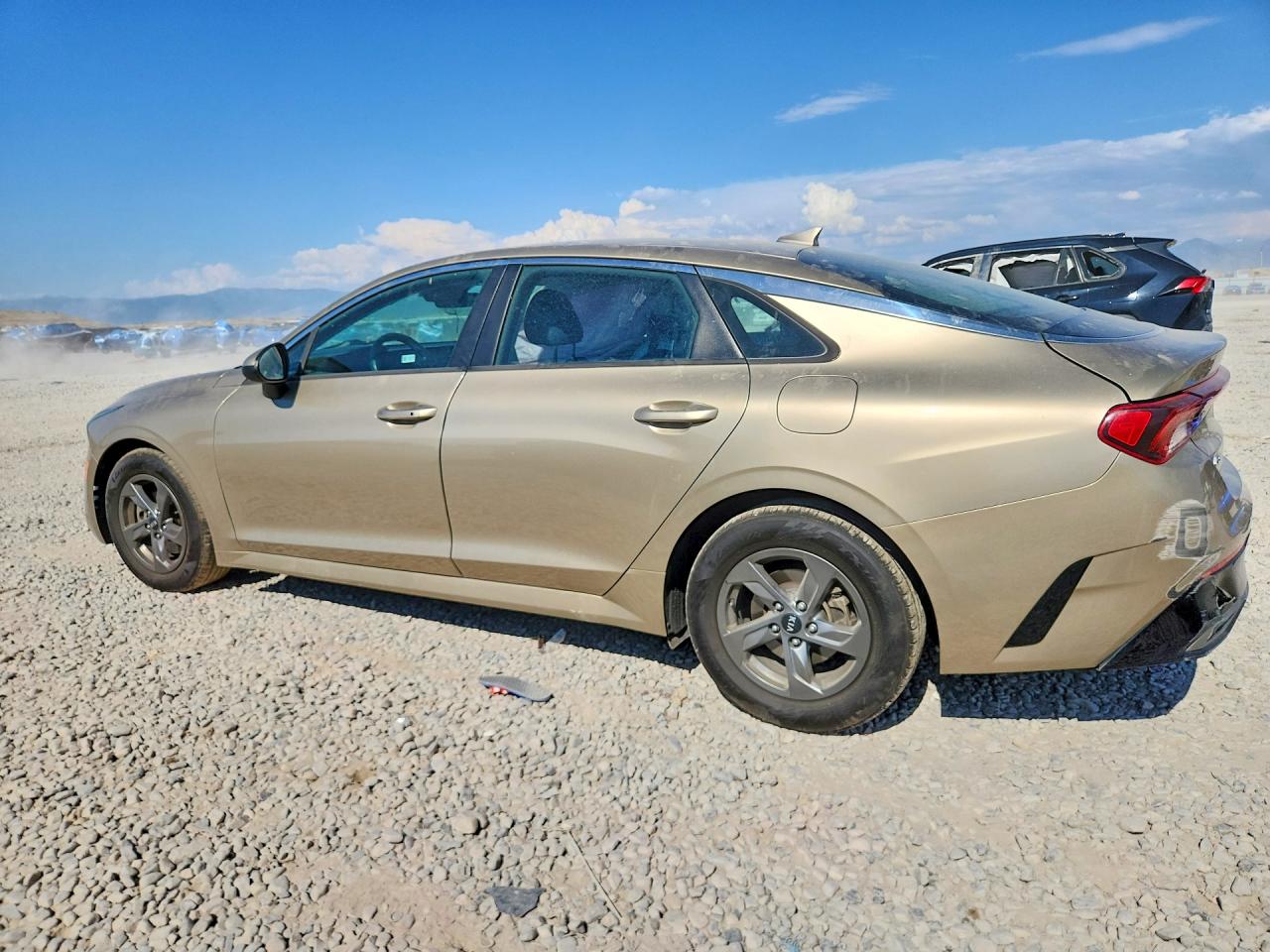 5XXG14J27MG043645 · 2021 KIA K5 · 2/12