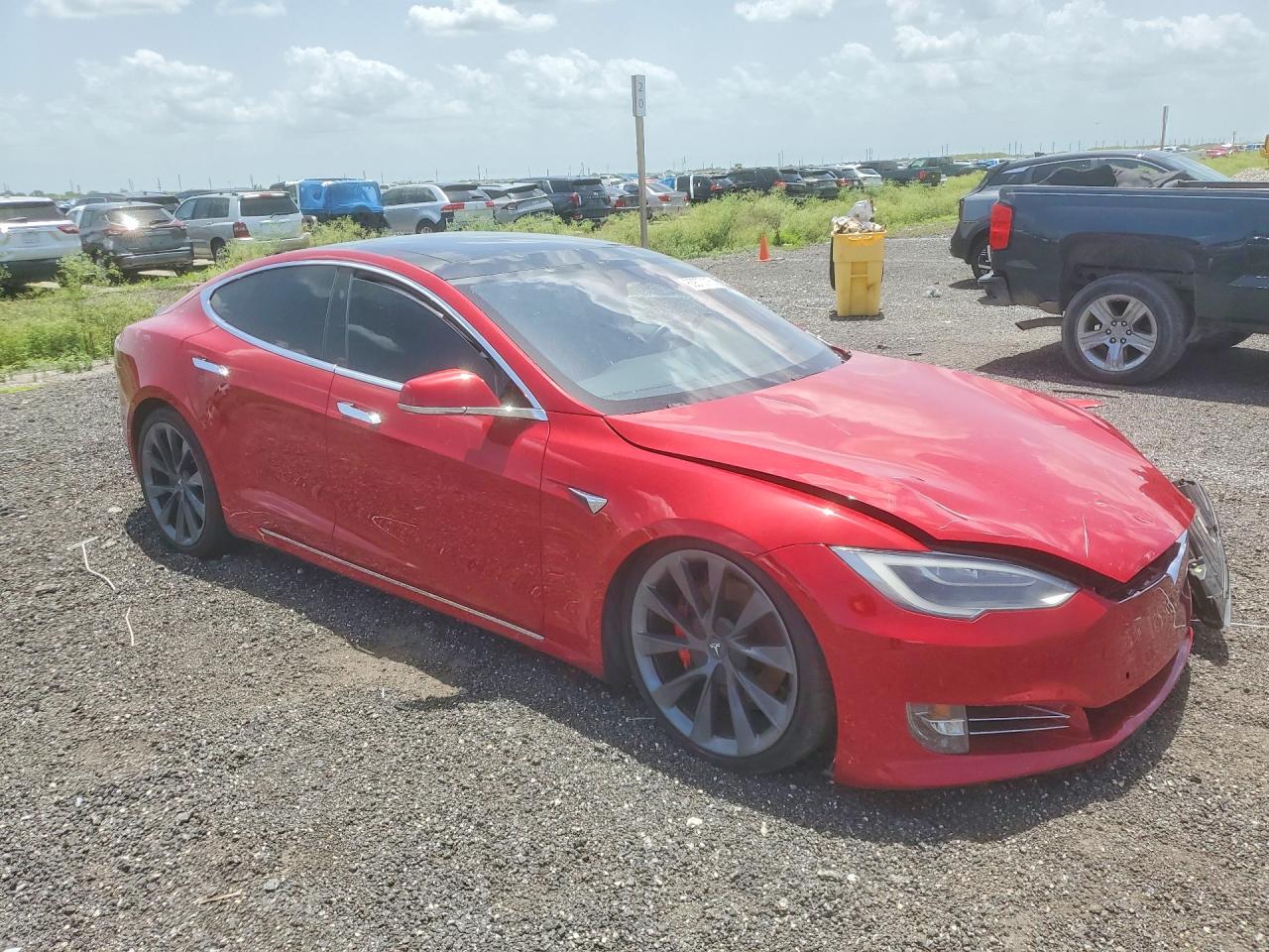 5YJSA1E47JF239703 · 2018 TESLA MODEL S · 4/12