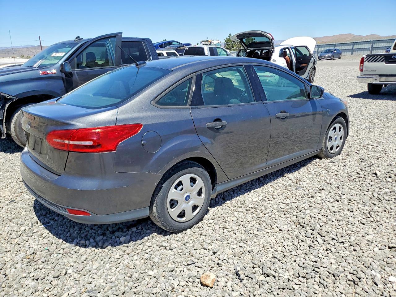 1FADP3E23HL312337 · 2017 FORD FOCUS · 3/12