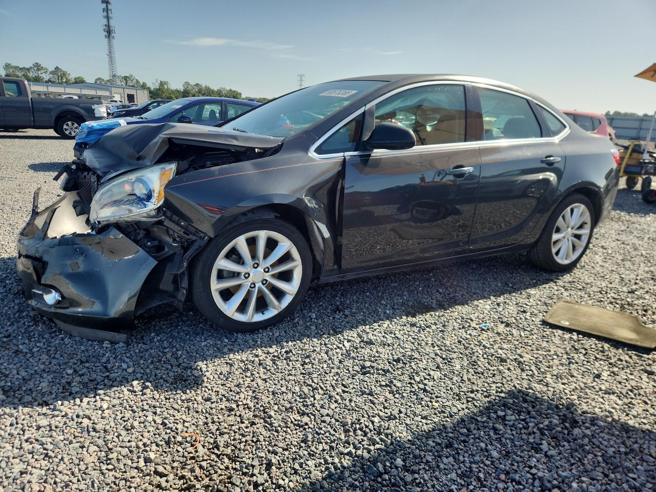 1G4PR5SK7F4157196 · 2015 BUICK VERANO