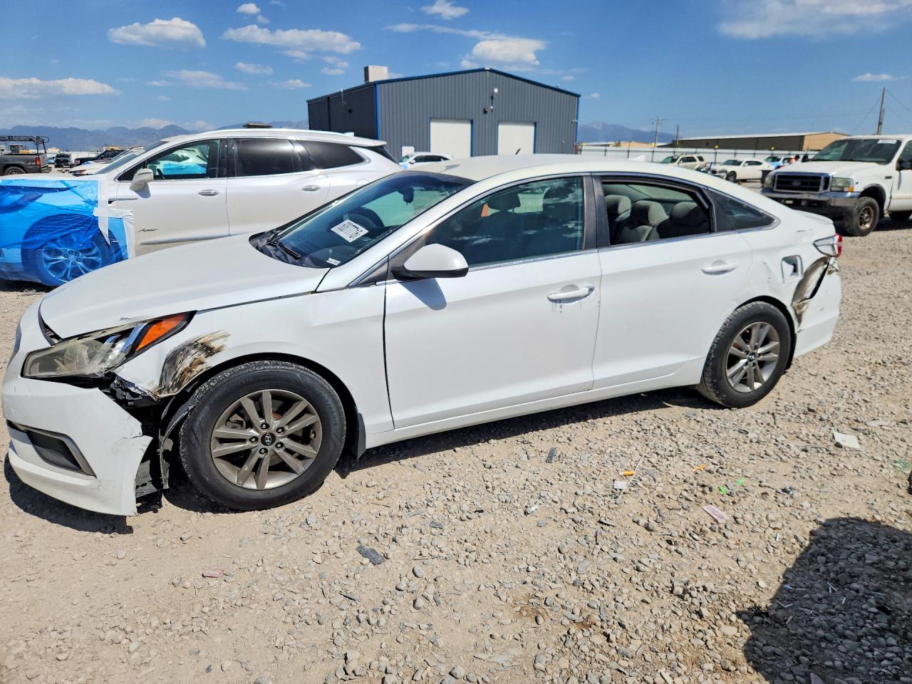 5NPE24AF9GH322692 · 2016 HYUNDAI SONATA