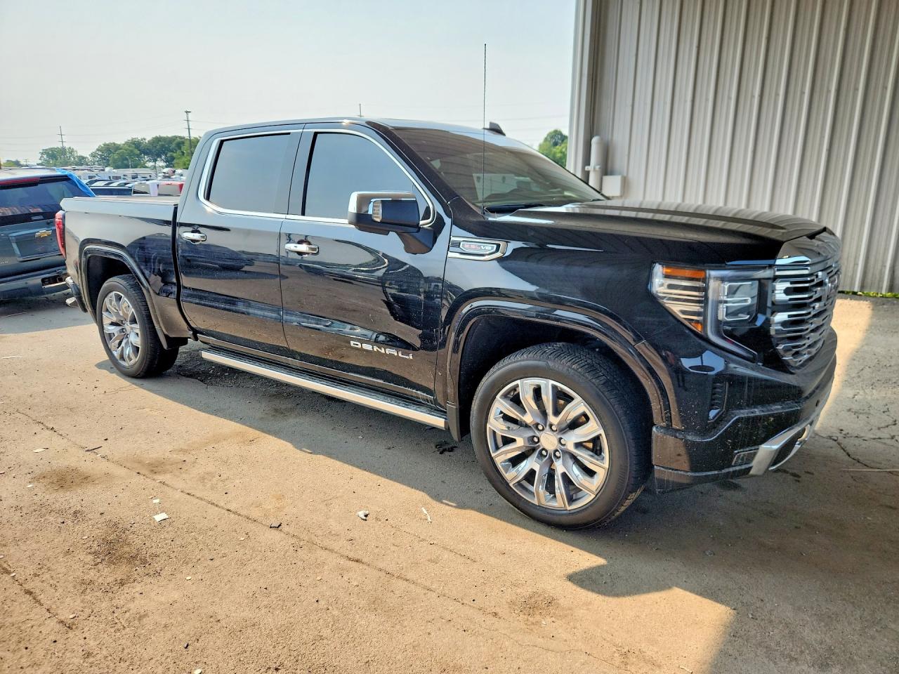 3GTUUGEL1TG113716 · 2026 GMC SIERRA · 4/12