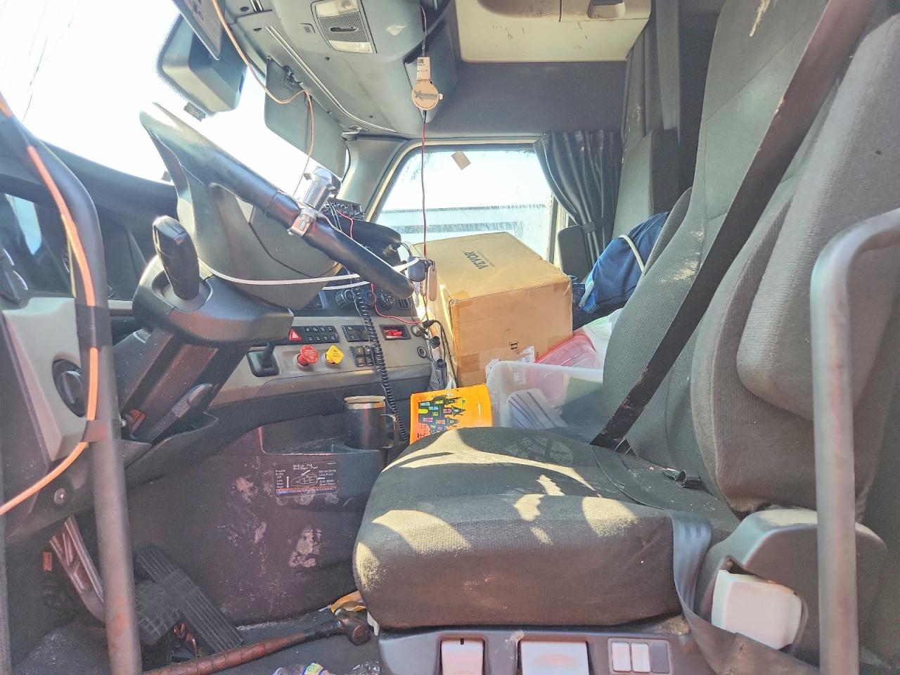 3AKJHHDRXNSND4657 · 2022 FREIGHTLINER CASCADIA · 7/14