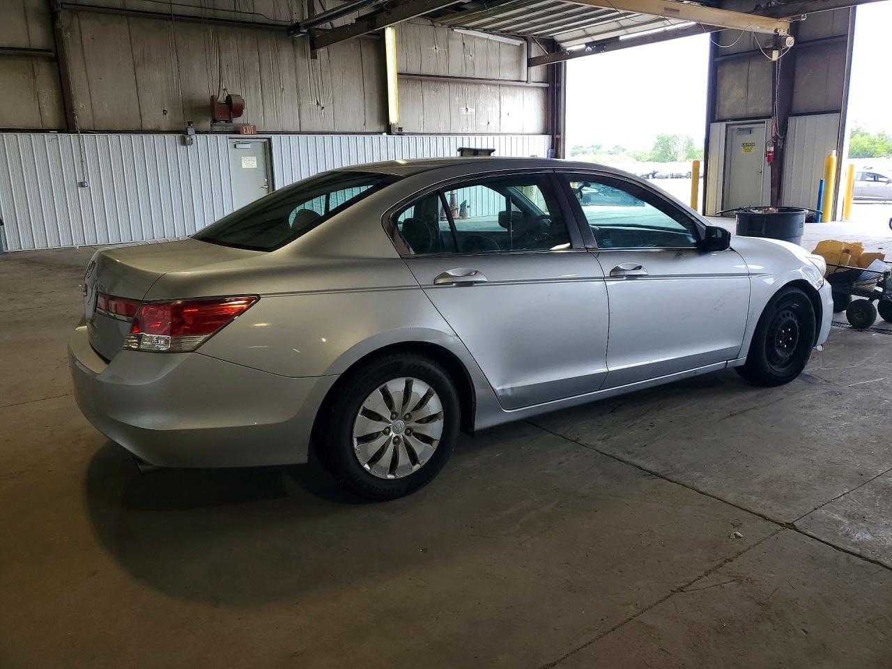 1HGCP2F31BA086598 · 2011 HONDA ACCORD · 3/12