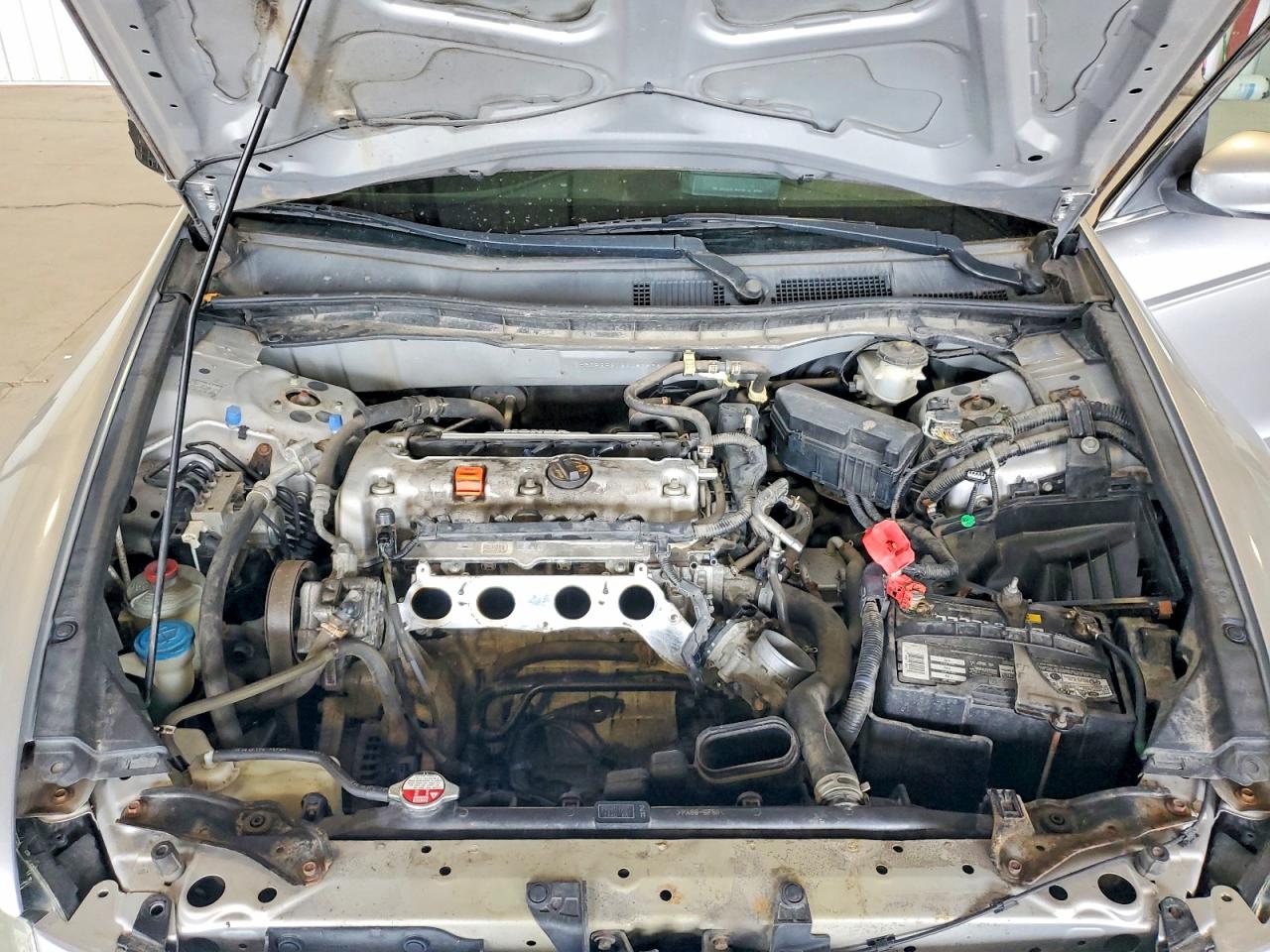 1HGCP2F31BA086598 · 2011 HONDA ACCORD · 11/12