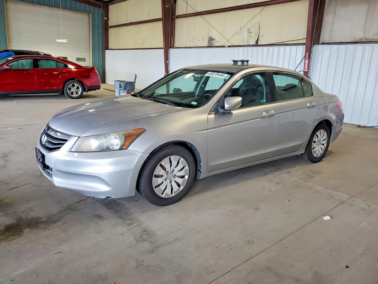 1HGCP2F31BA086598 · 2011 HONDA ACCORD