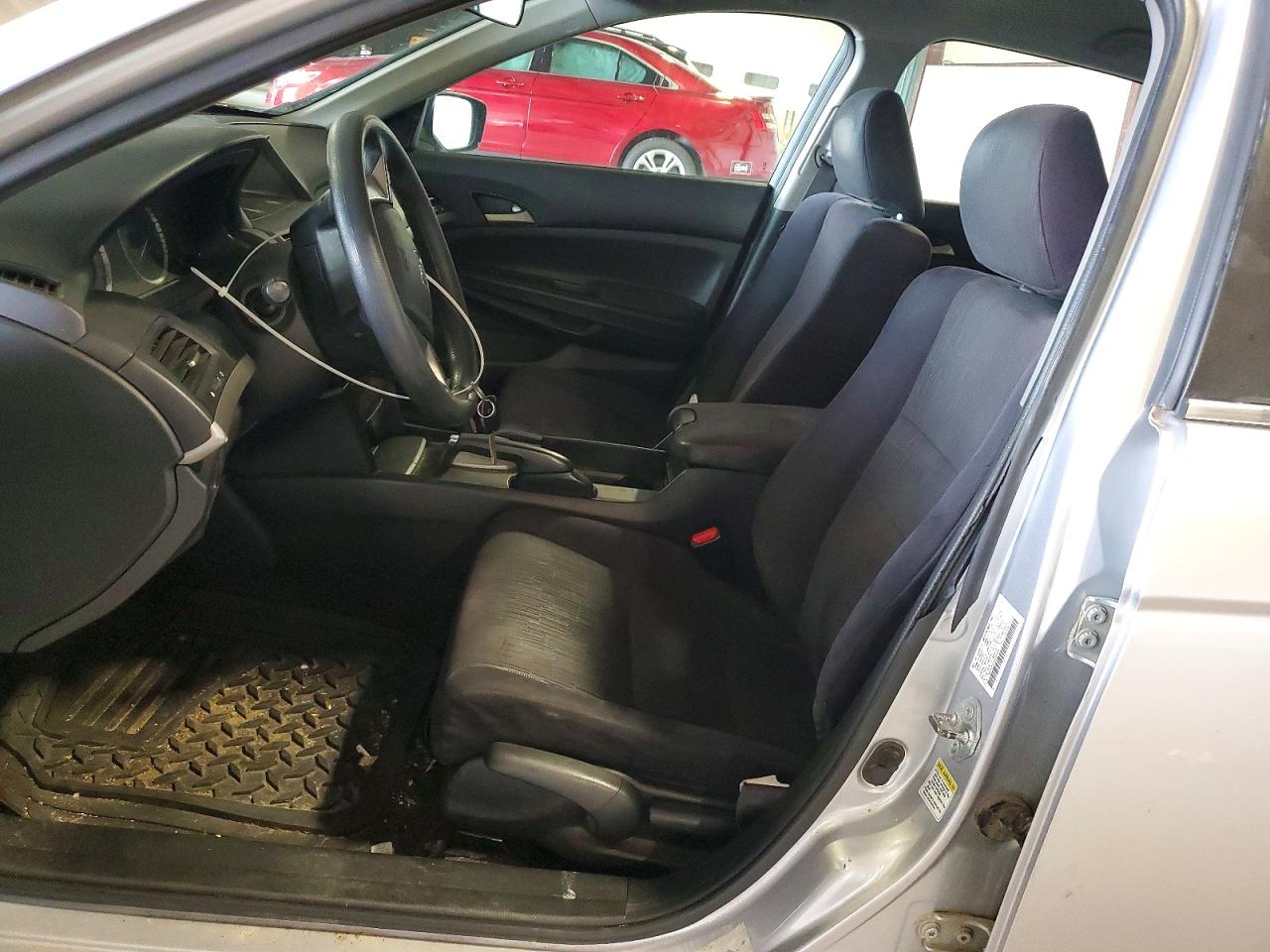 1HGCP2F31BA086598 · 2011 HONDA ACCORD · 7/12