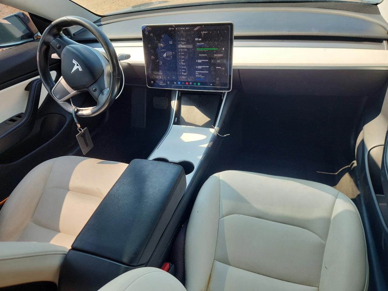 5YJ3E1EA8KF324498 · 2019 TESLA MODEL 3 · 8/12