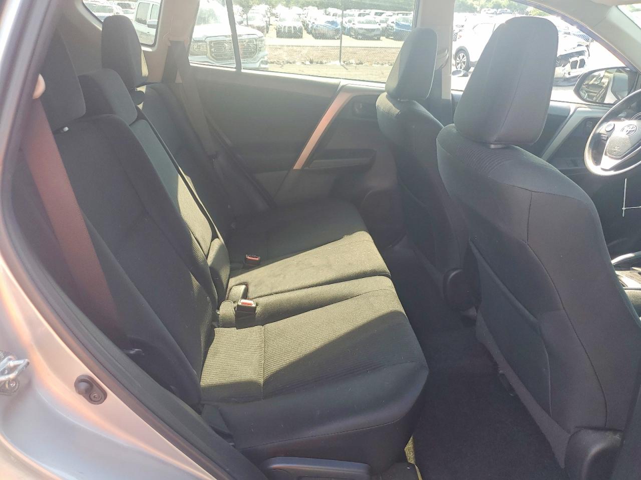 2T3BFREV3GW492335 · 2016 TOYOTA RAV4 · 11/13