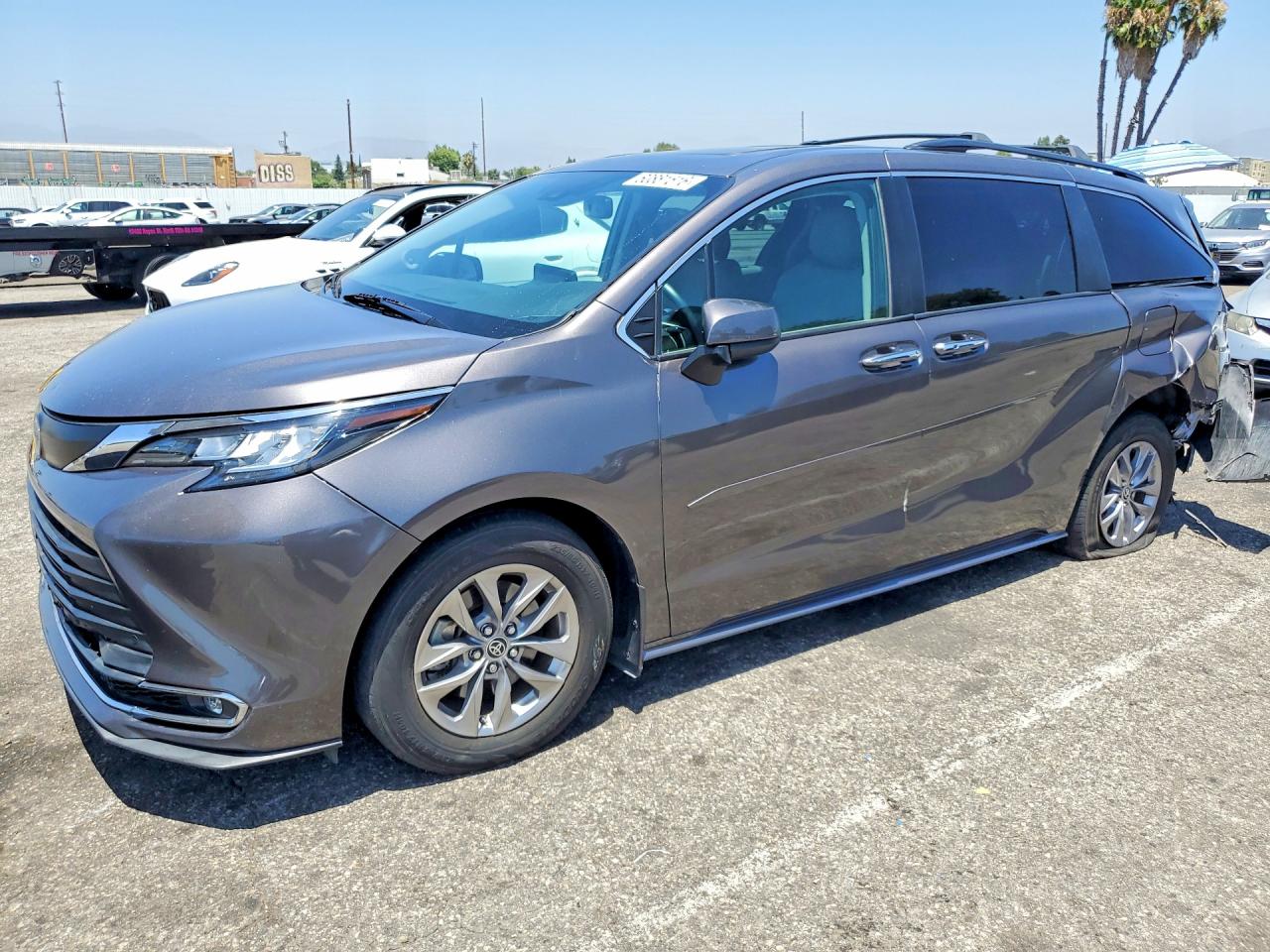 5TDJRKEC4NS088855 · 2022 TOYOTA SIENNA