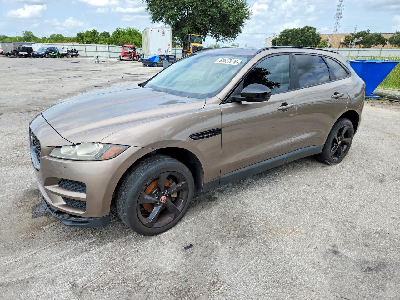 SADCJ2BN9HA092332 · 2017 JAGUAR F-PACE