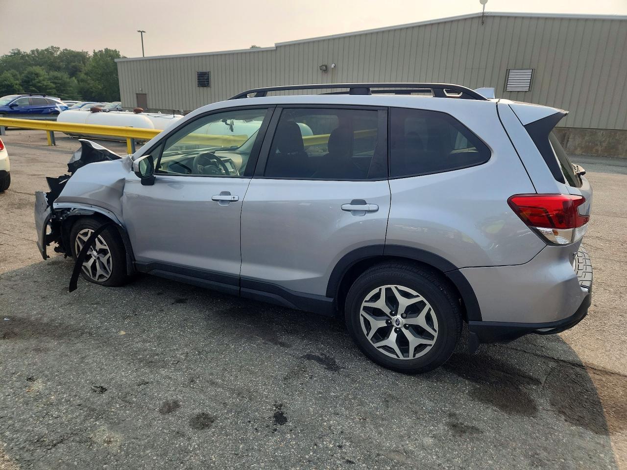 JF2SKAEC4PH454762 · 2023 SUBARU FORESTER · 2/13