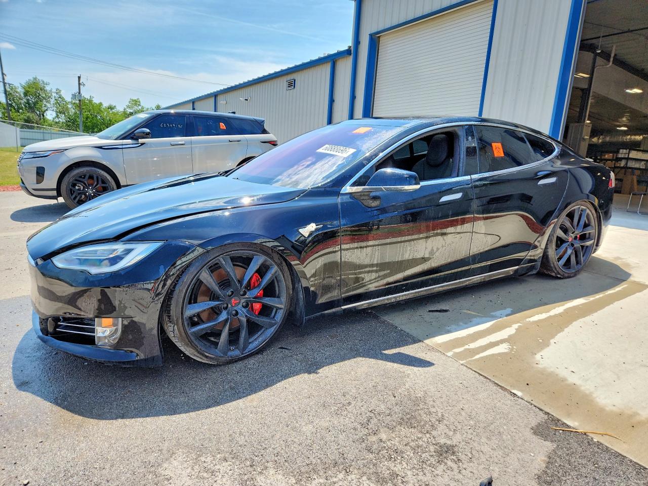 5YJSA1E41JF285480 · 2018 TESLA MODEL S