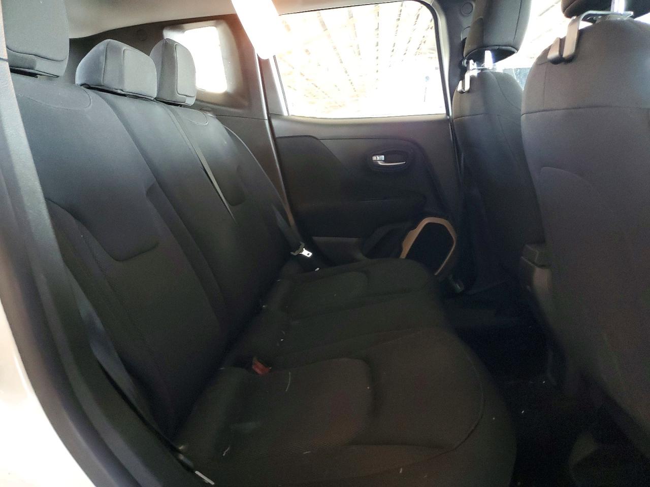 ZACCJAAB2HPG19978 · 2017 JEEP RENEGADE · 10/12