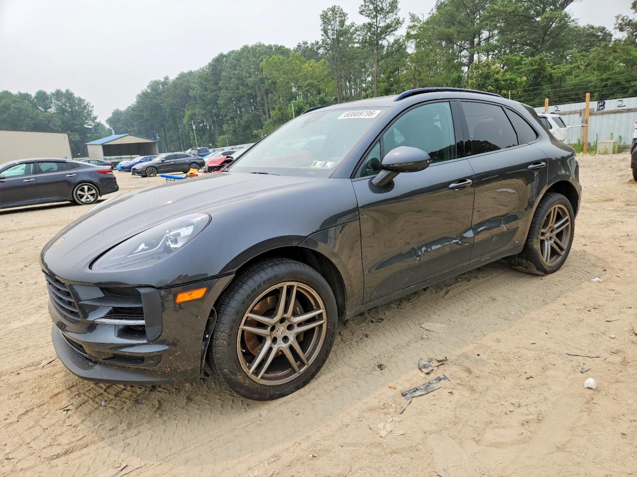 2021 PORSCHE MACAN