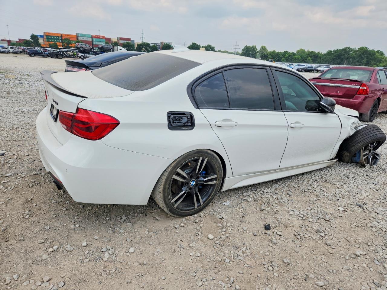 WBA8B7C52JA585587 · 2018 BMW 340 · 3/12