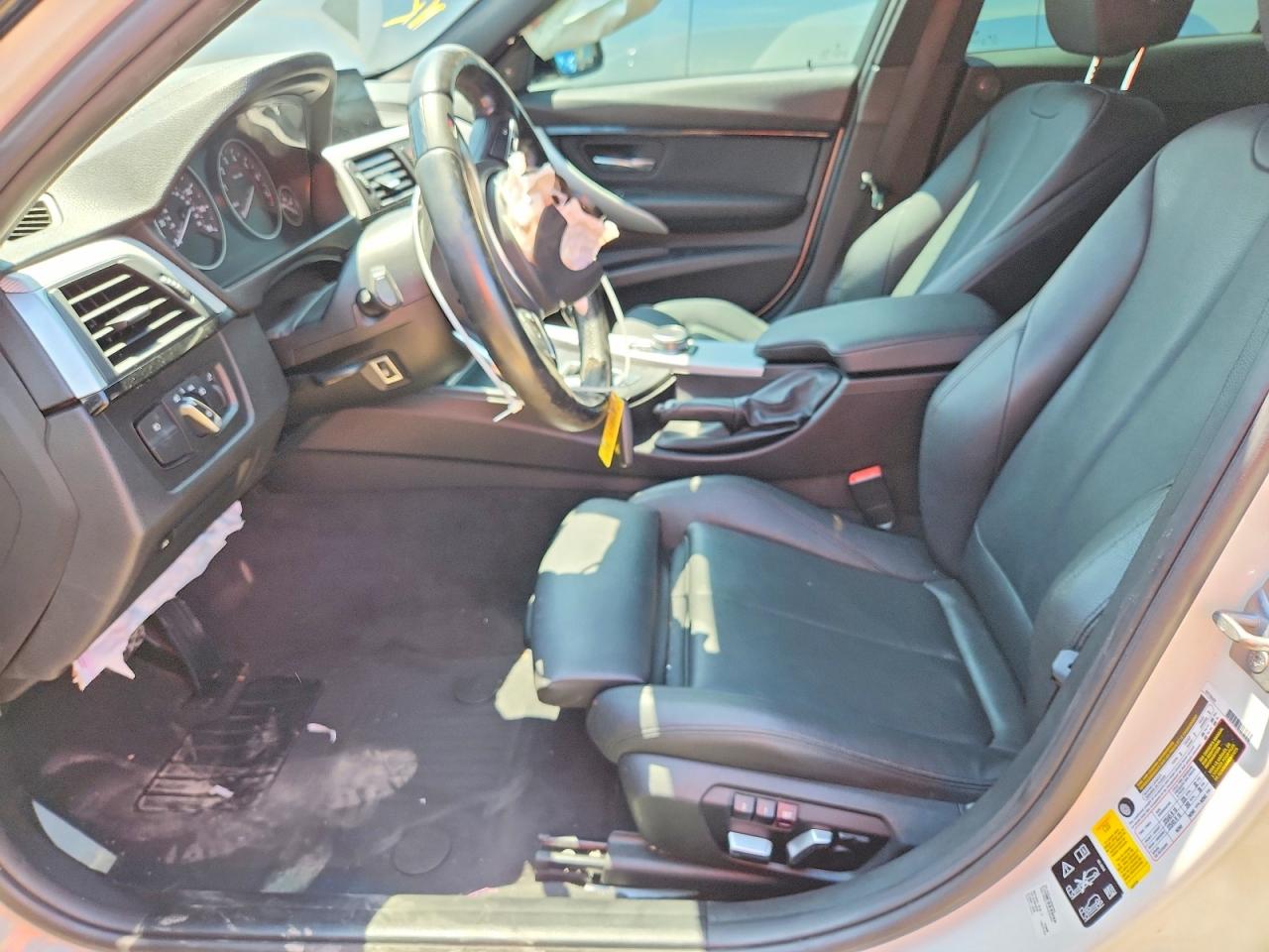 WBA8B7C52JA585587 · 2018 BMW 340 · 7/12