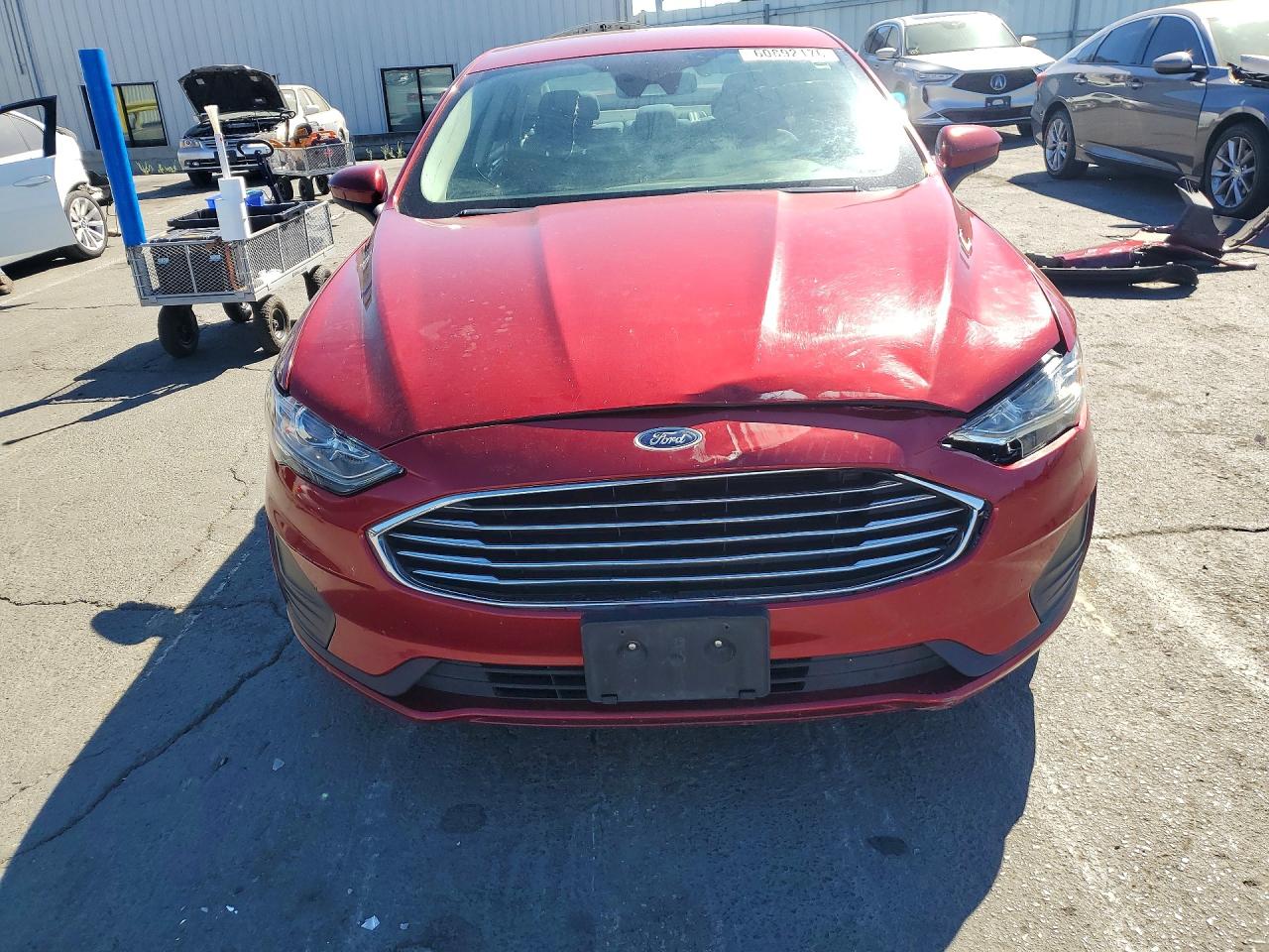 3FA6P0LU3KR220729 · 2019 FORD FUSION · 5/13