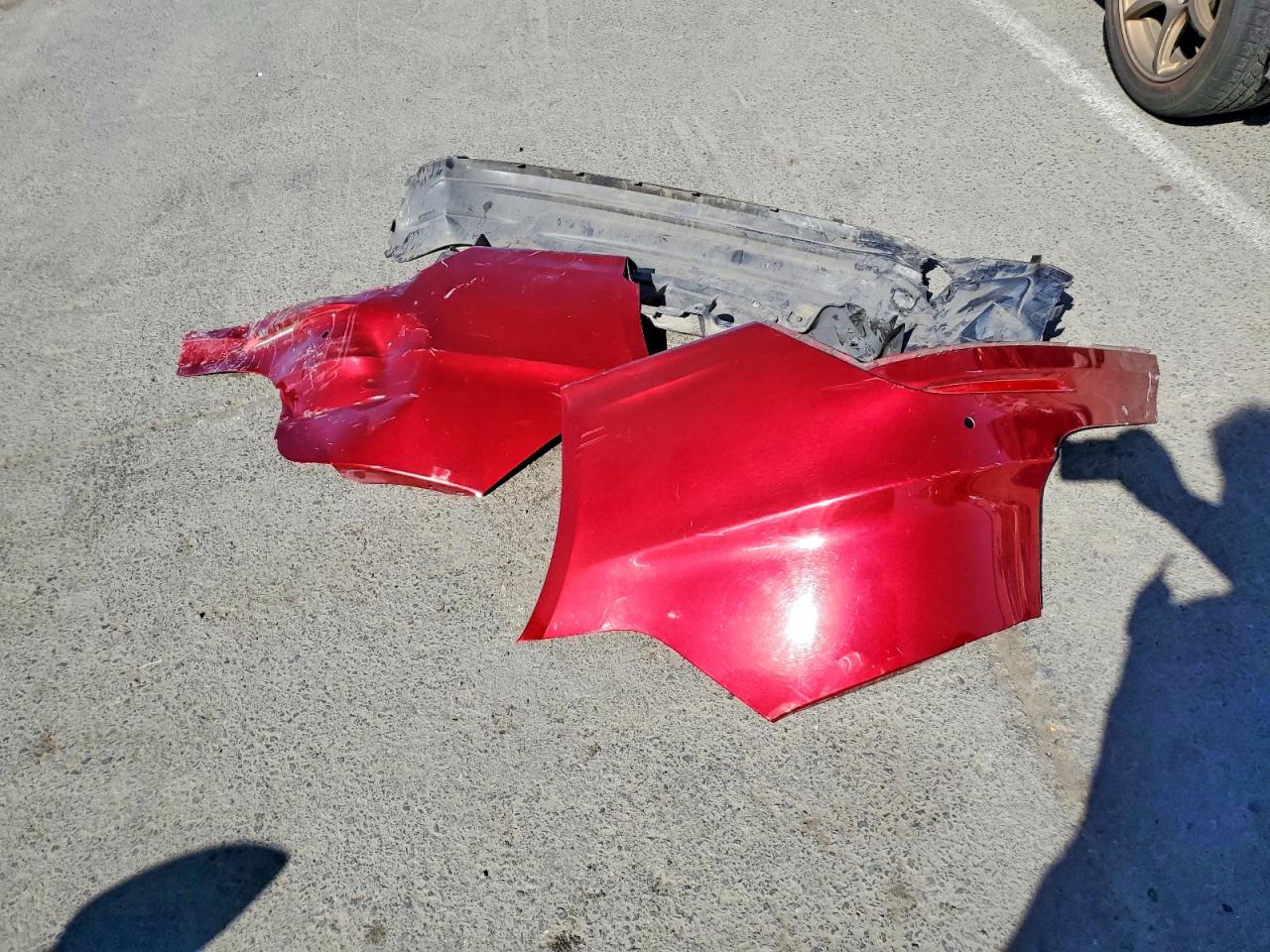 3FA6P0LU3KR220729 · 2019 FORD FUSION · 12/13