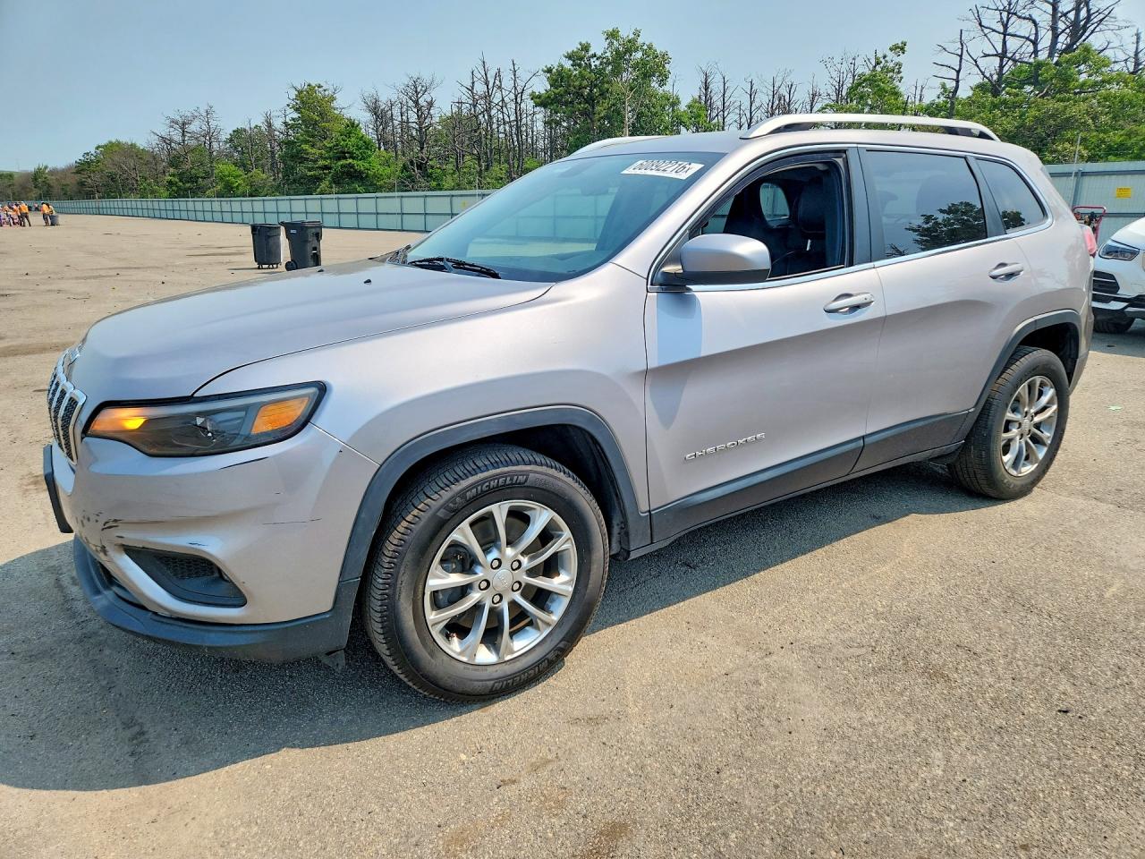 1C4PJMLB7KD252341 · 2019 JEEP CHEROKEE