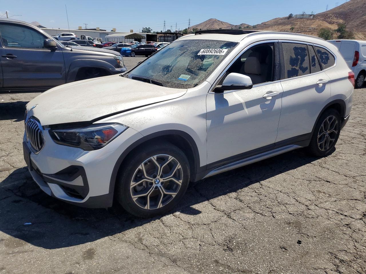WBXJG7C0XM5T01360 · 2021 BMW X1