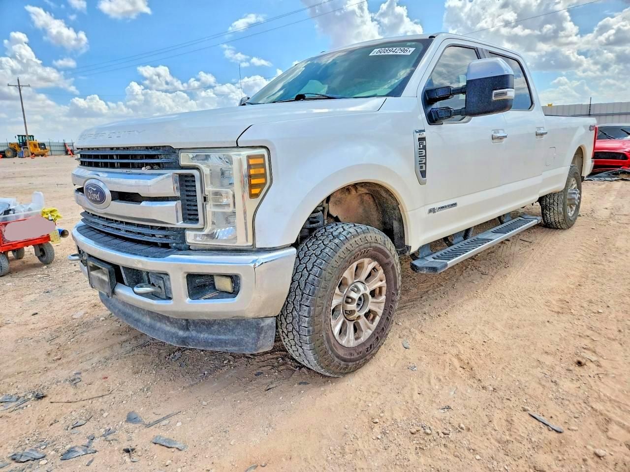 1FT8W3BT0HEC52923 · 2017 FORD F350