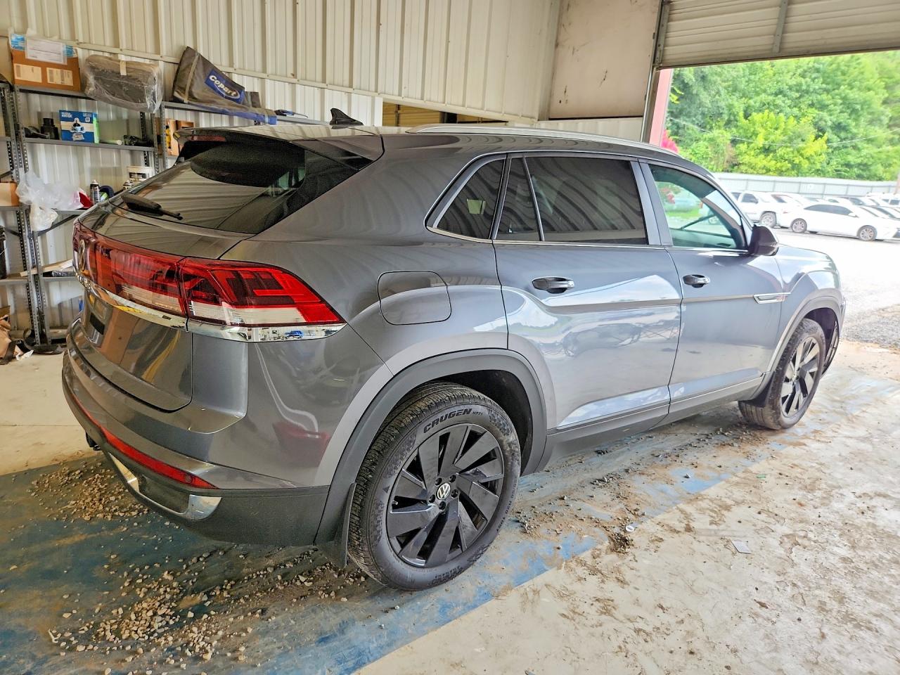 1V2JE2CA7RC204844 · 2024 VOLKSWAGEN ATLAS CROSS SPORT · 3/11