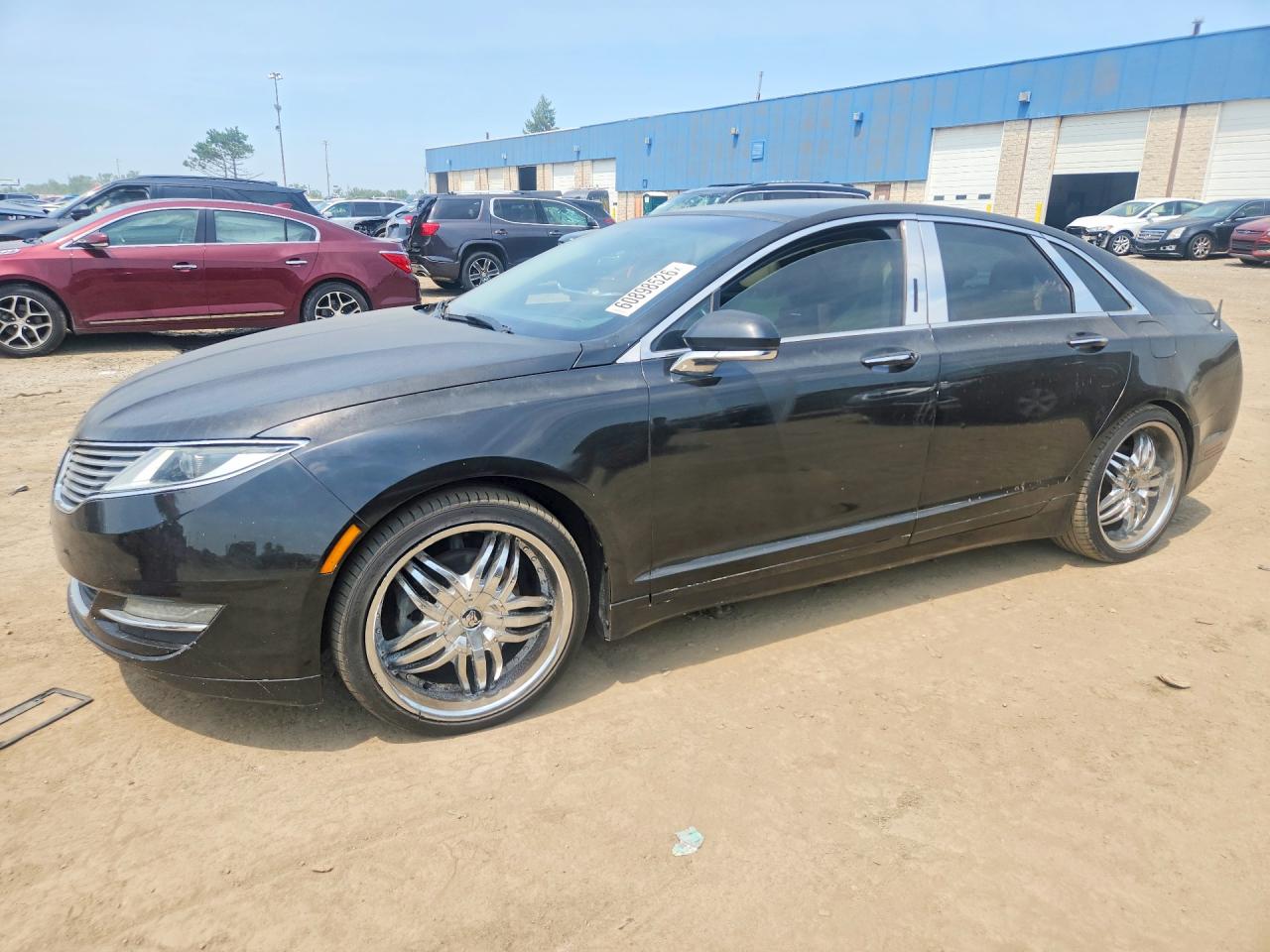 3LN6L2JK1DR814513 · 2013 LINCOLN MKZ