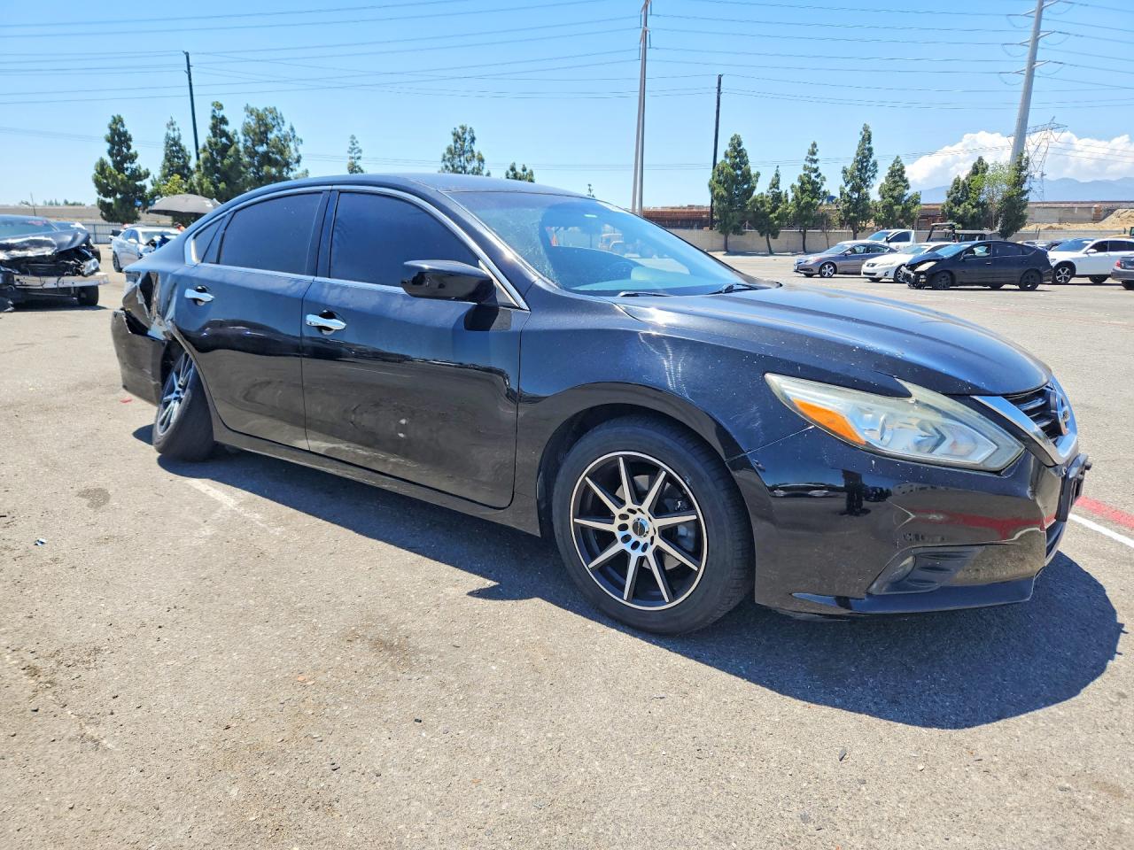 1N4AL3AP8HC209348 · 2017 NISSAN ALTIMA · 4/12