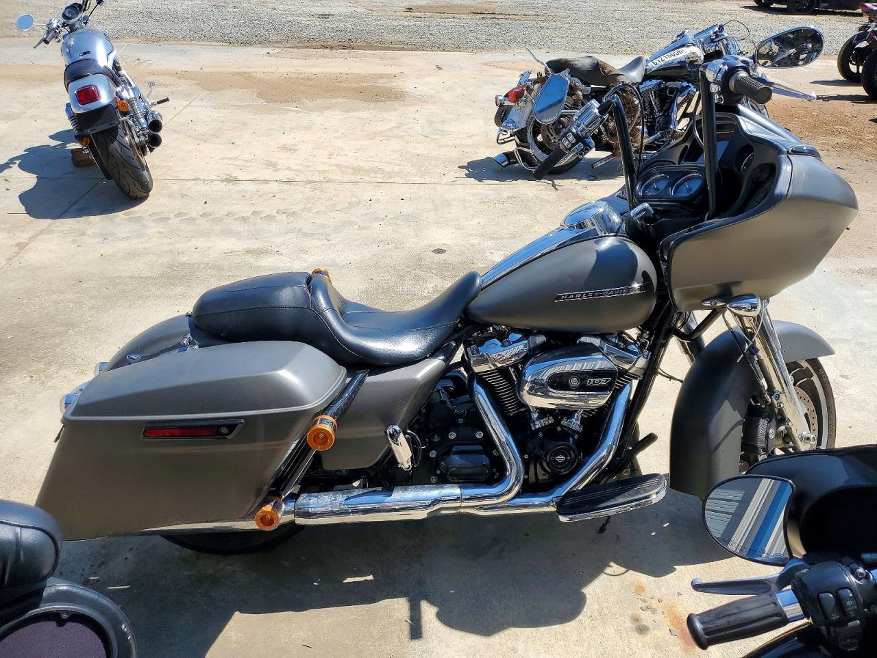 1HD1KHC18KB659712 · 2019 HARLEY-DAVIDSON FLTRX
