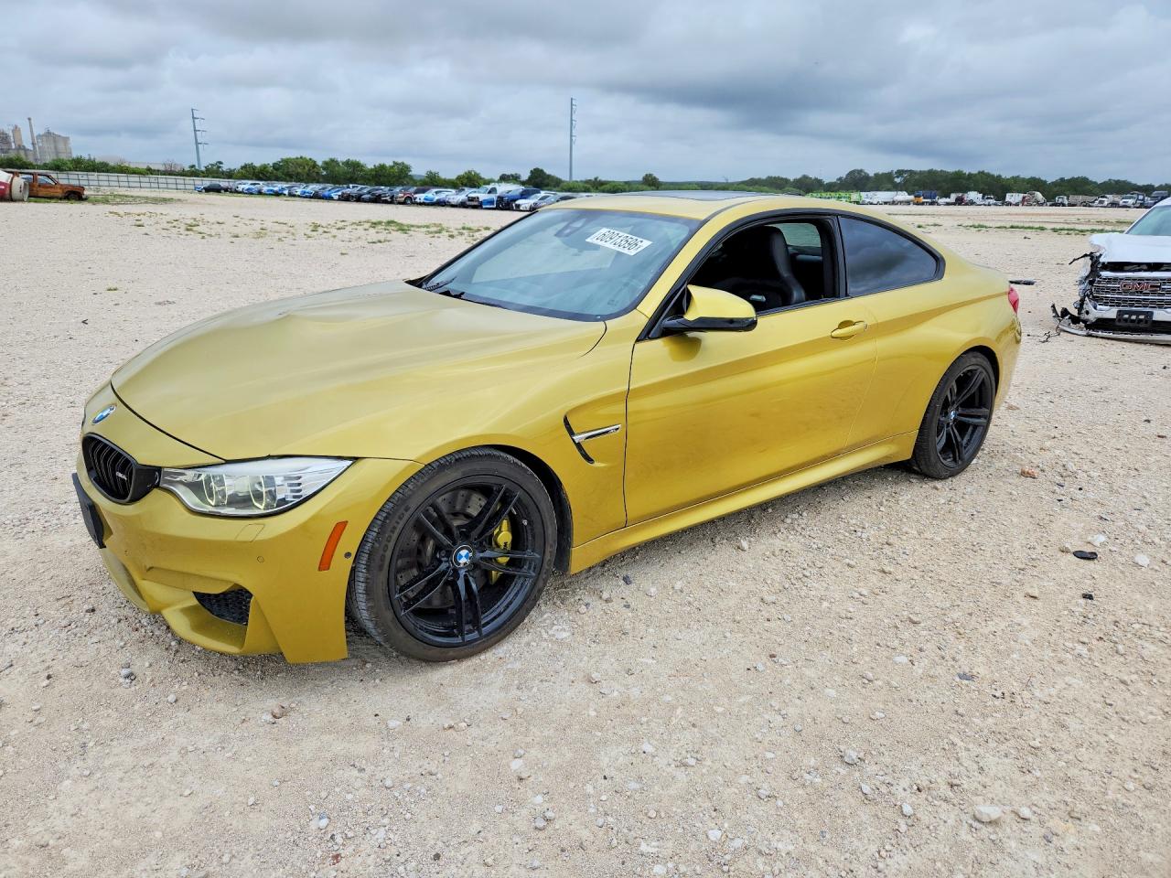WBS3R9C59FK331552 · 2015 BMW M4
