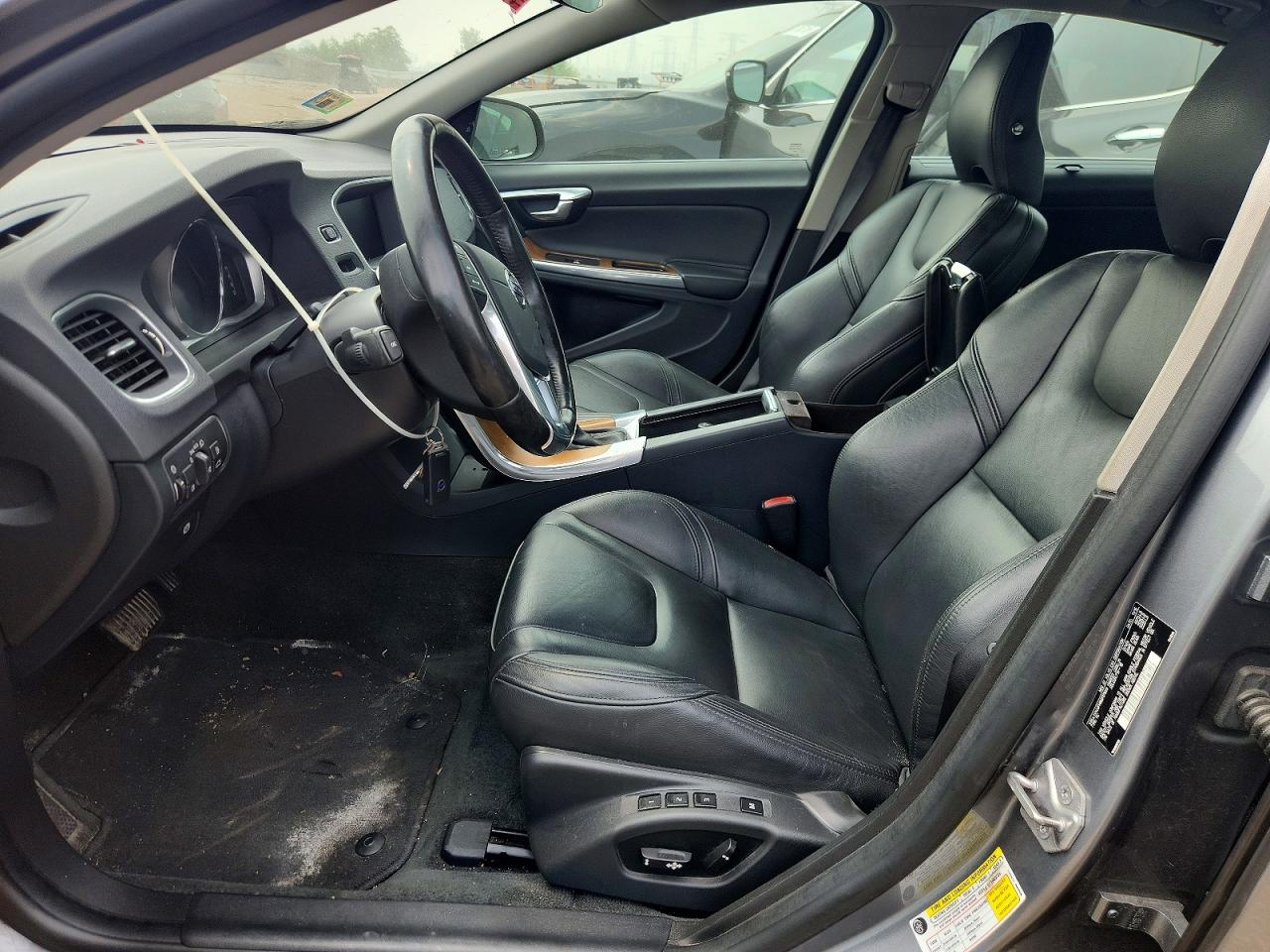 LYV402FM8GB101629 · 2016 VOLVO S60 · 7/13