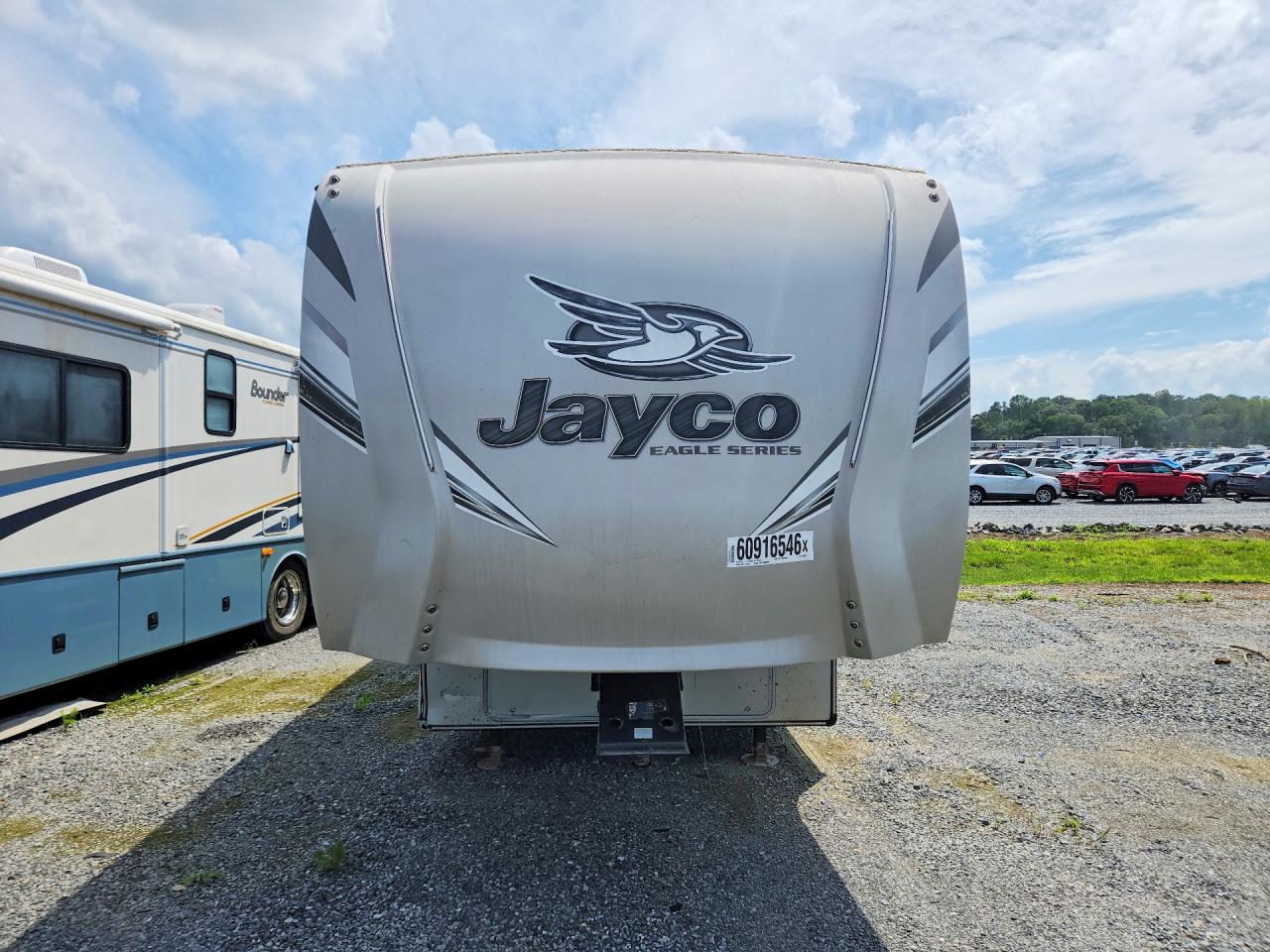 1UJCJ0BT0J1WD0349 · 2018 JAYCO EAGLE · 5/8