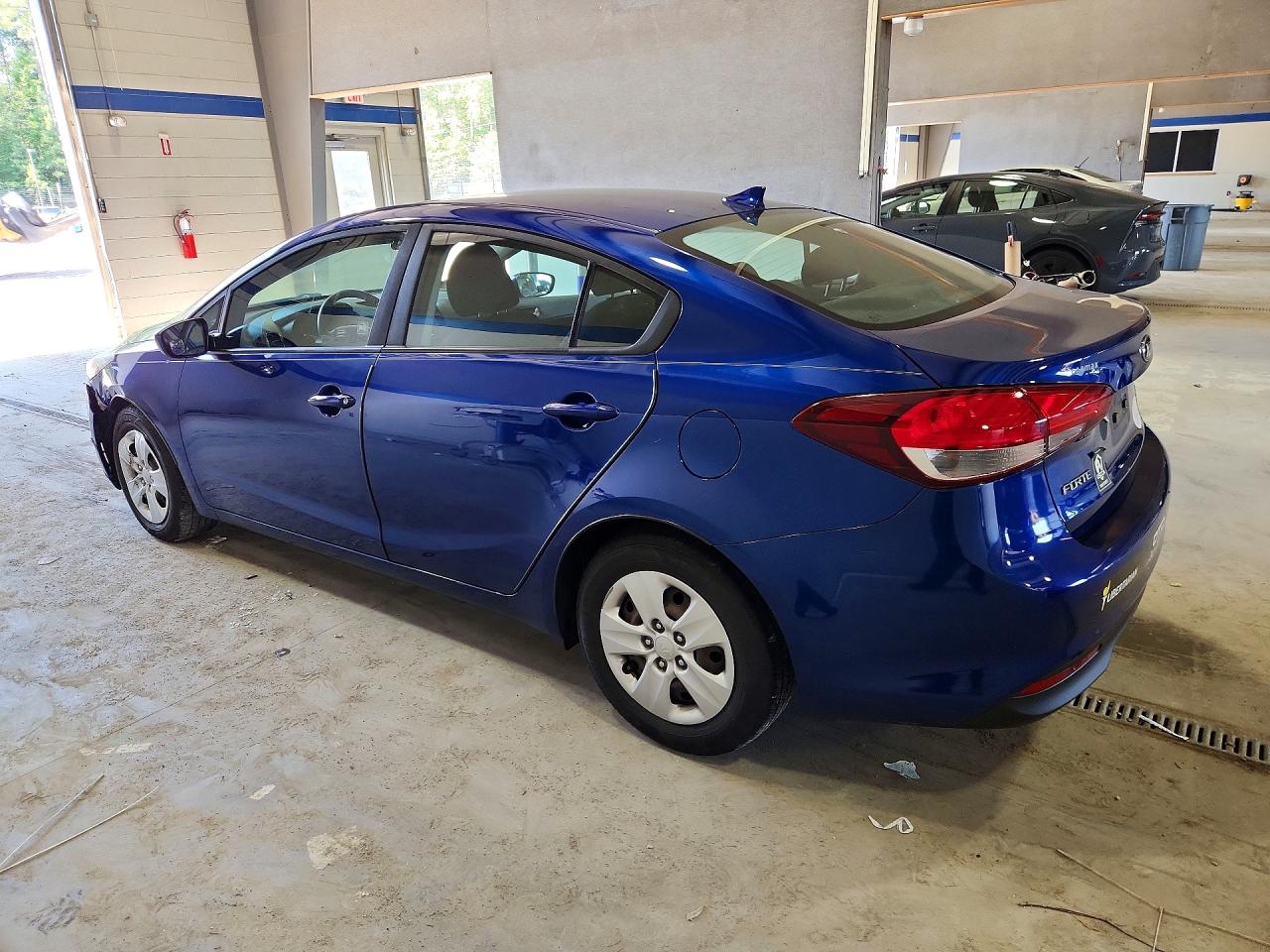 3KPFK4A71JE190228 · 2018 KIA FORTE · 2/12