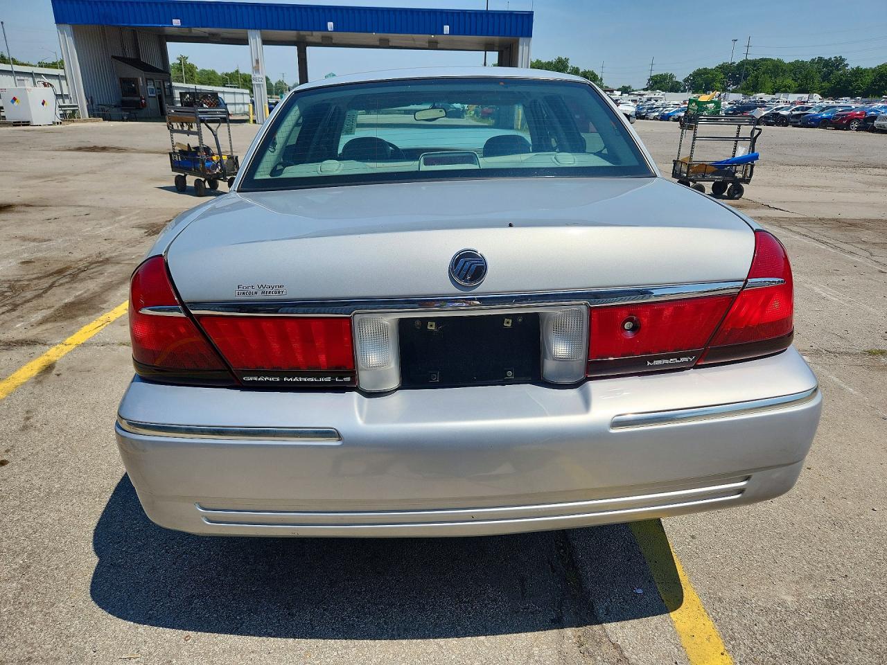 2MEFM75WX1X710934 · 2001 MERCURY GRAND MARQUIS · 6/12