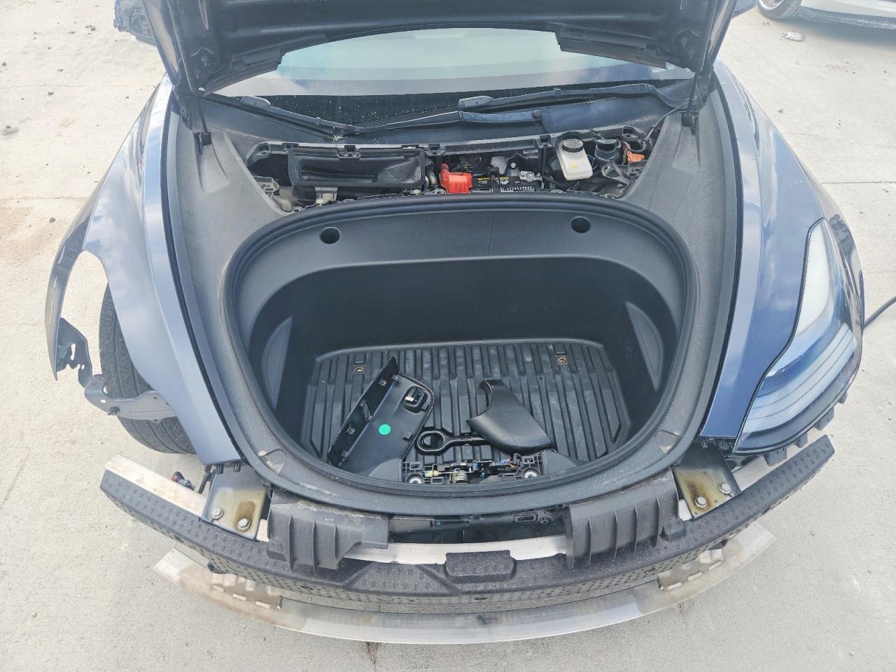 5YJ3E1EA5MF093398 · 2021 TESLA MODEL 3 · 11/12