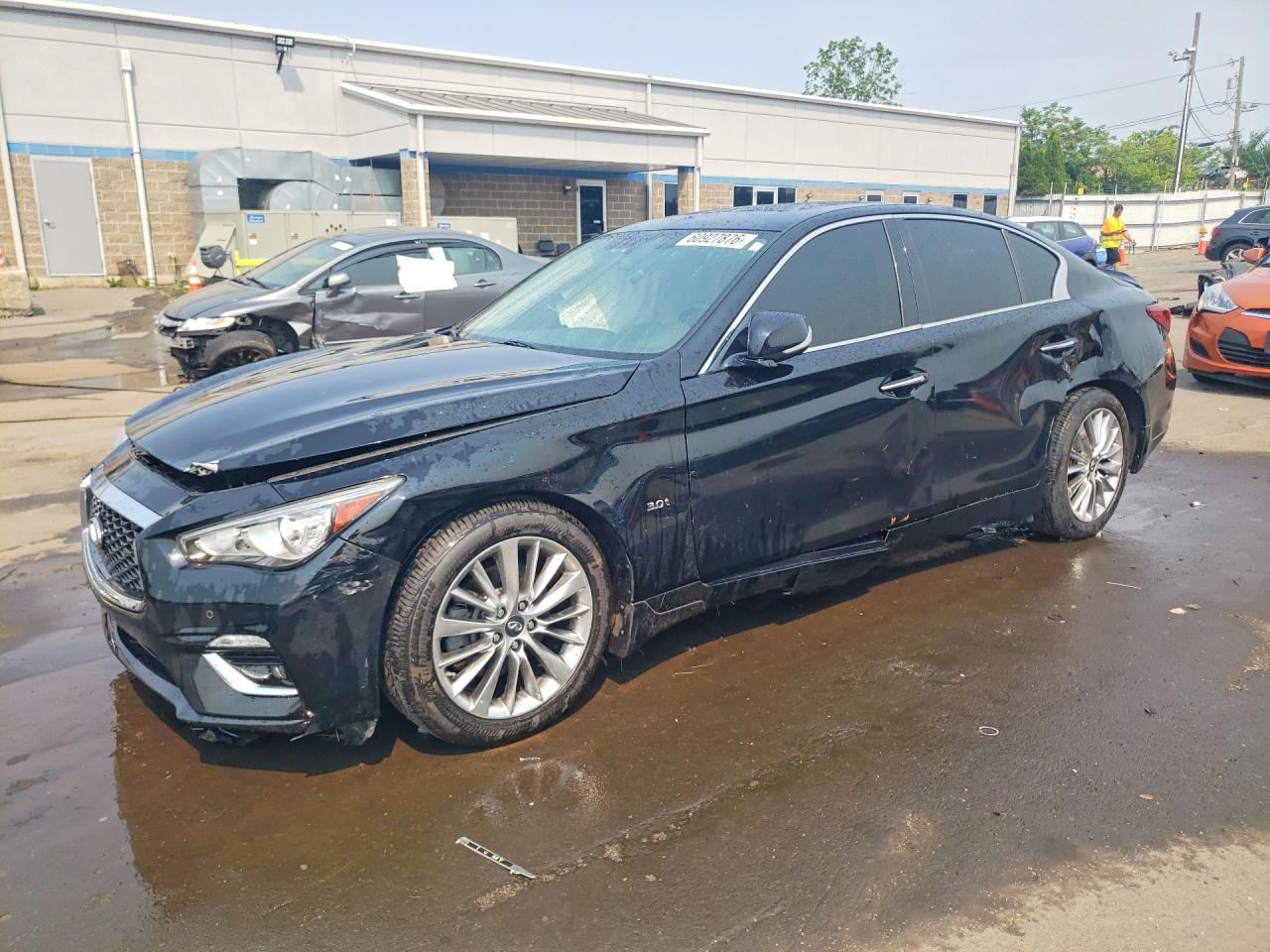 JN1EV7AR9JM436176 · 2018 INFINITI Q50