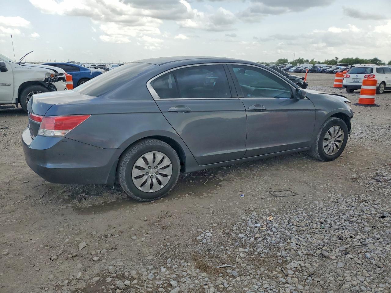 1HGCP2F37CA100568 · 2012 HONDA ACCORD · 3/13