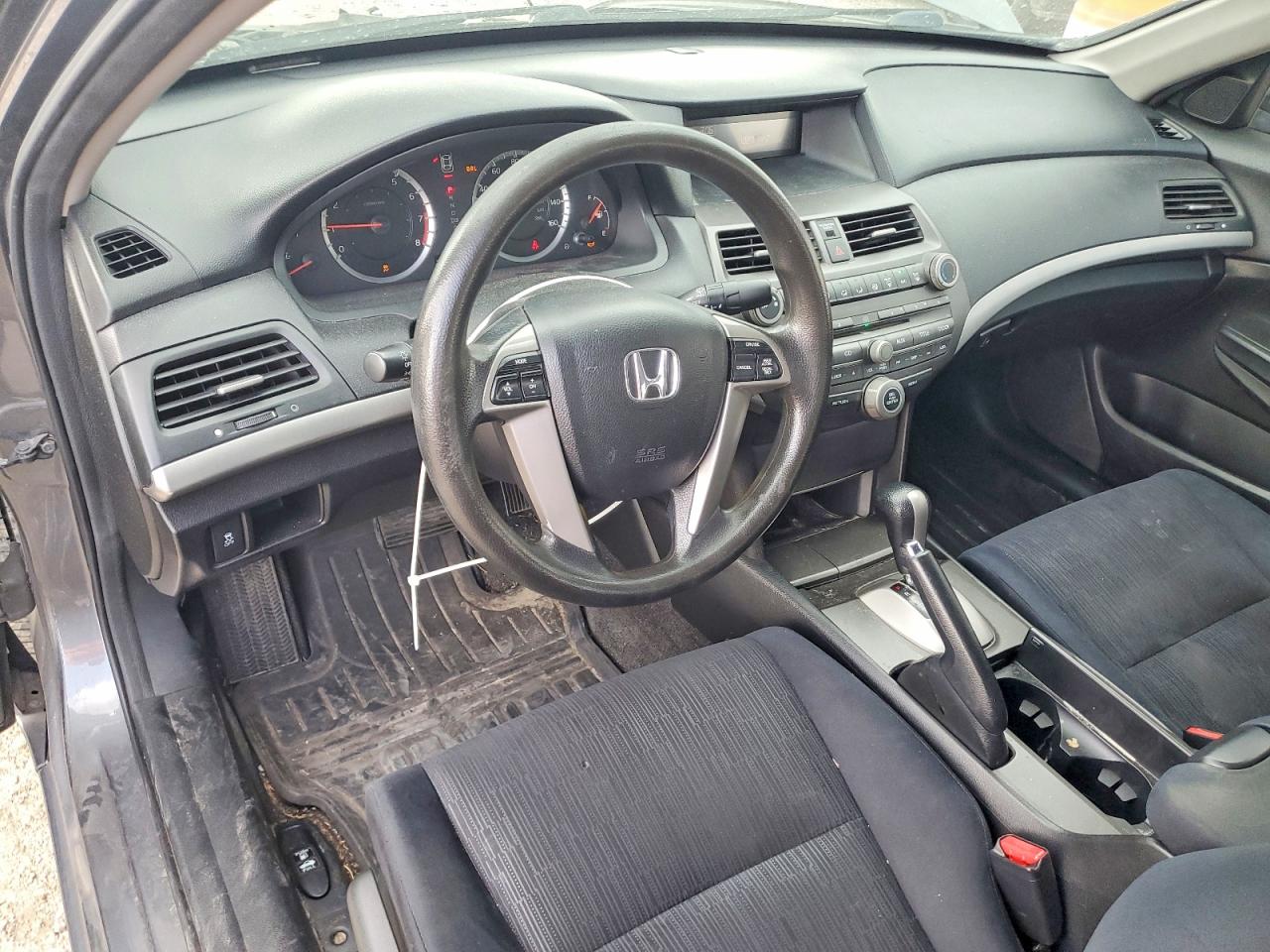 1HGCP2F37CA100568 · 2012 HONDA ACCORD · 8/13