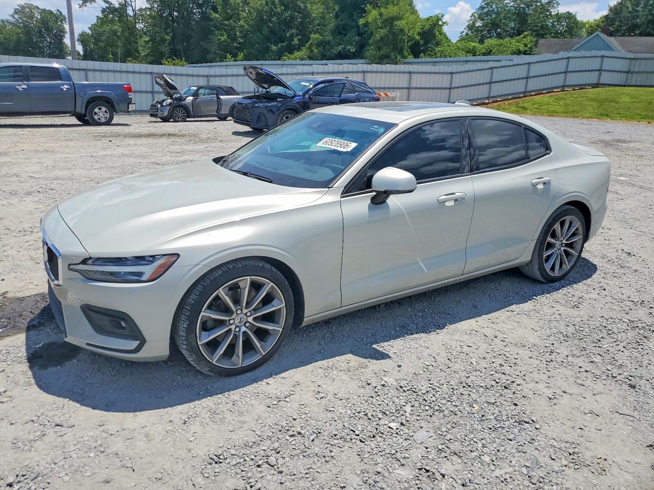 7JR102FKXMG093505 · 2021 VOLVO S60
