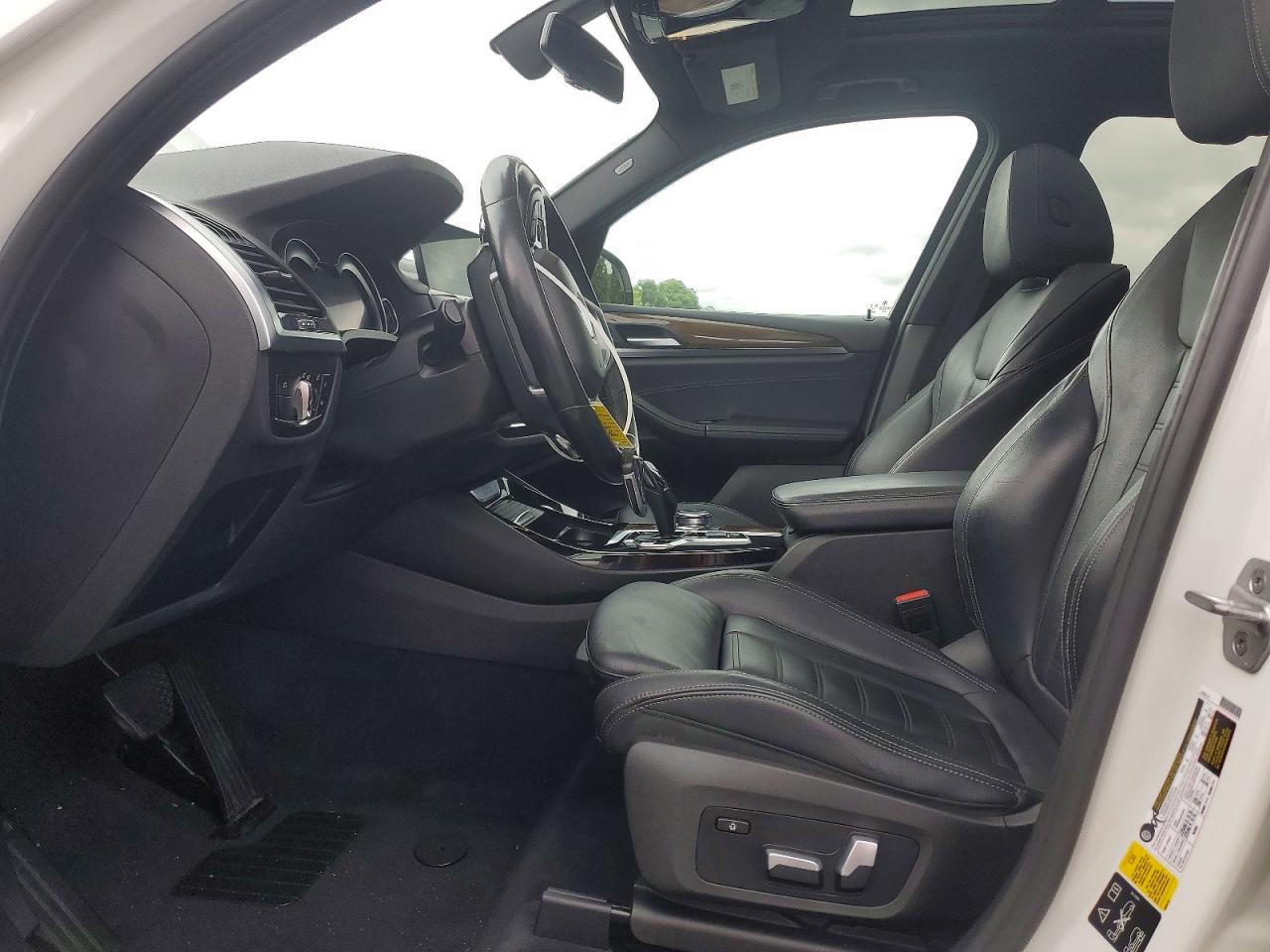 5UXTR9C55JLC76920 · 2018 BMW X3 · 7/13