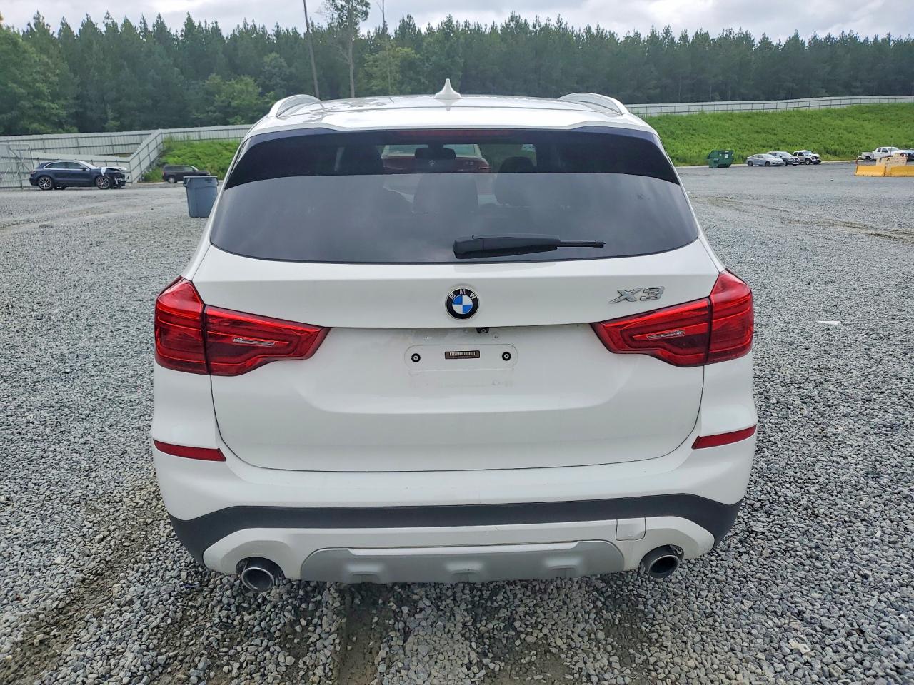 5UXTR9C55JLC76920 · 2018 BMW X3 · 6/13