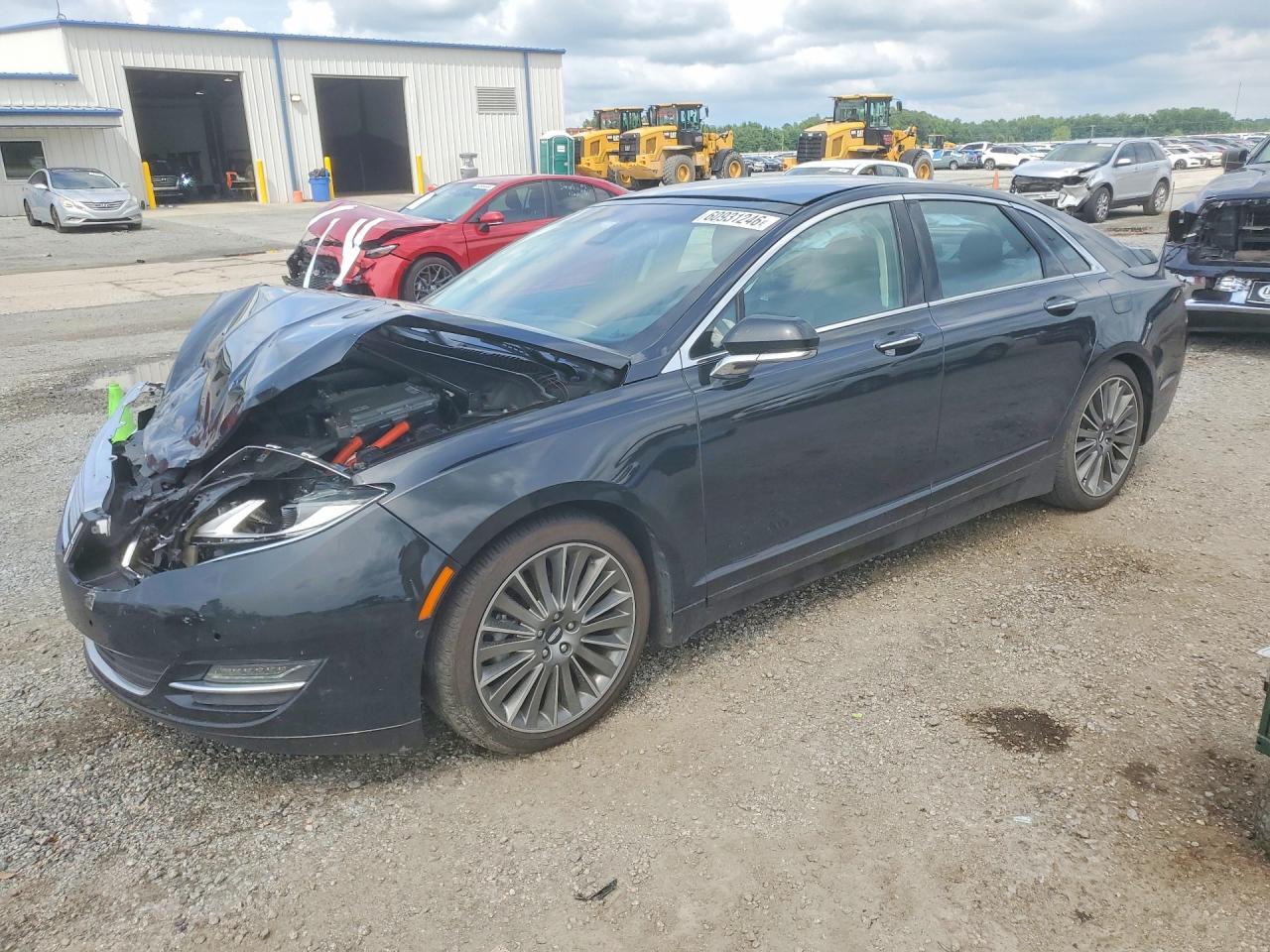 3LN6L2LU3DR807626 · 2013 LINCOLN MKZ