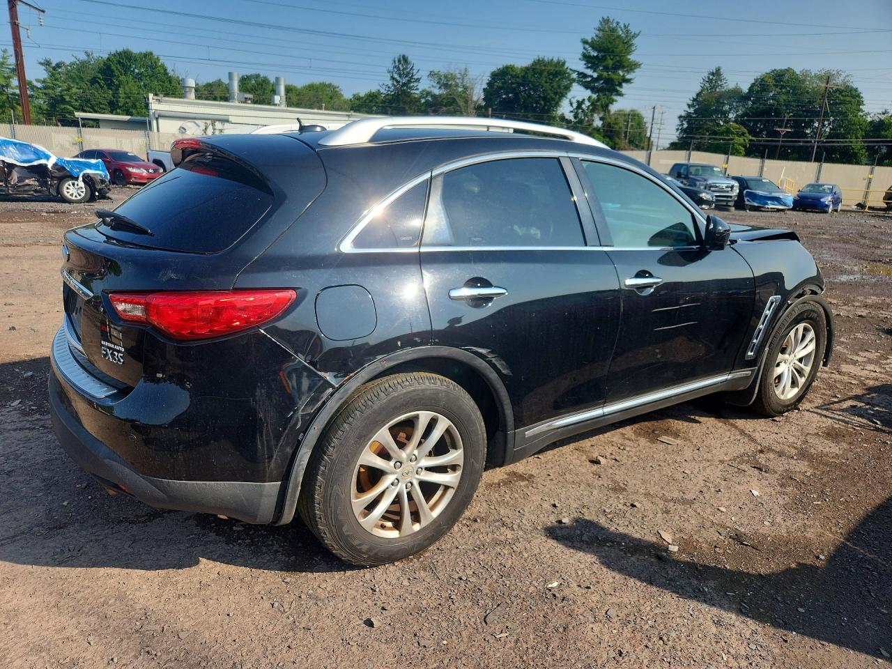 JN8AS1MW9CM152377 · 2012 INFINITI FX35 · 3/13