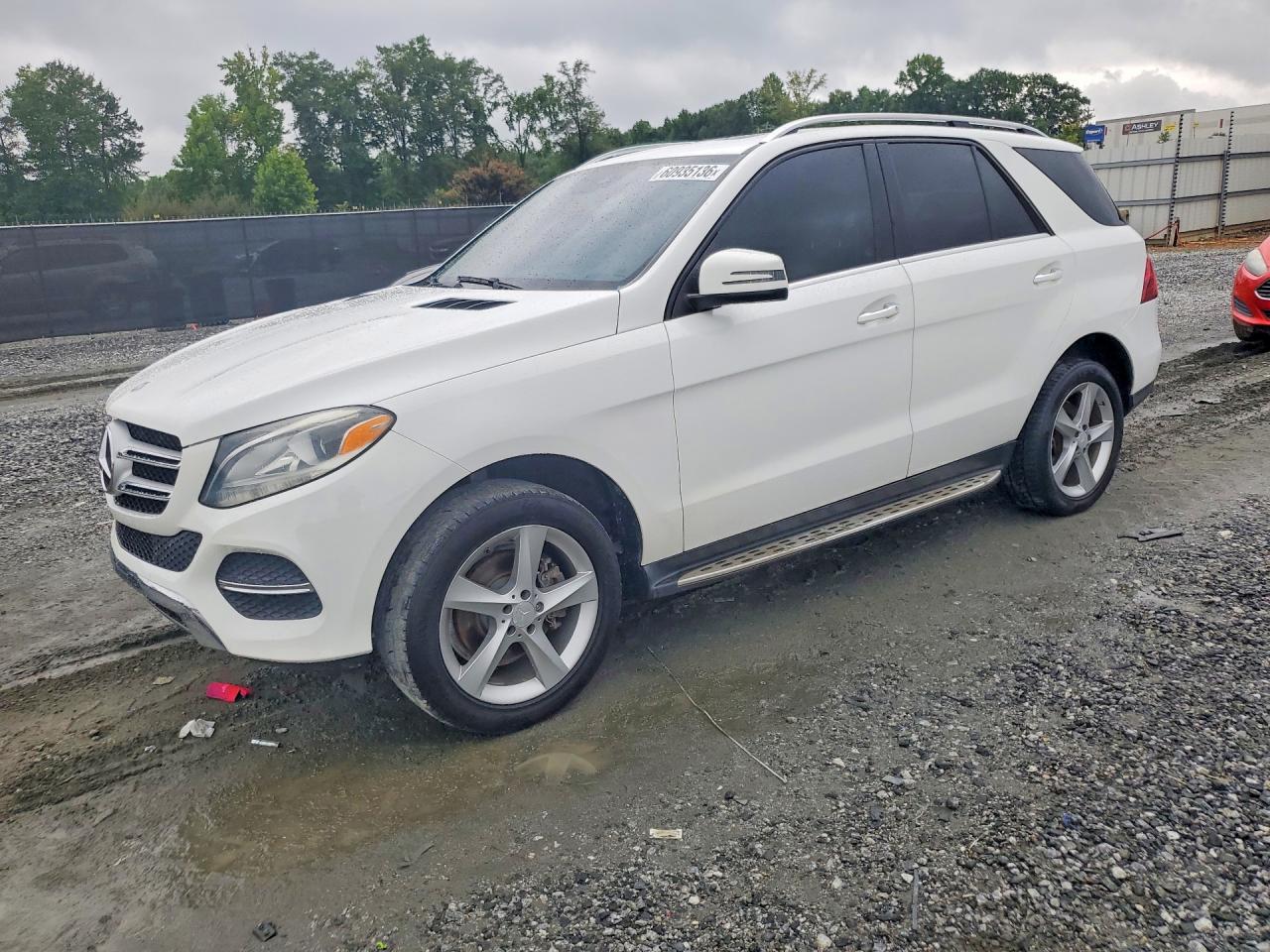 4JGDA5JB7GA692995 · 2016 MERCEDES-BENZ GLE